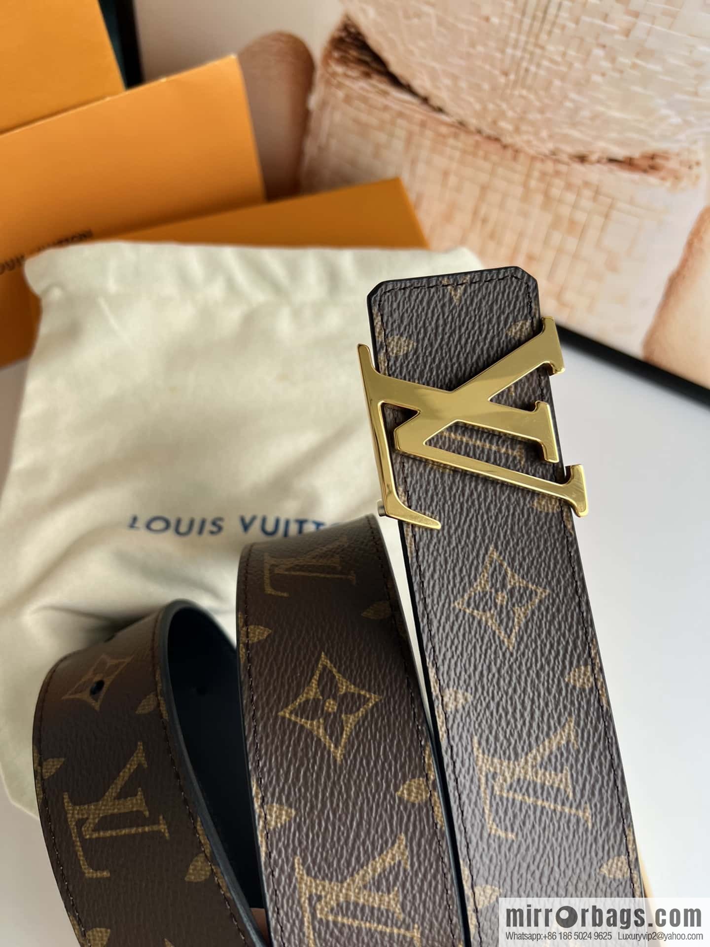 LV INITALES 40mm double-sided belt