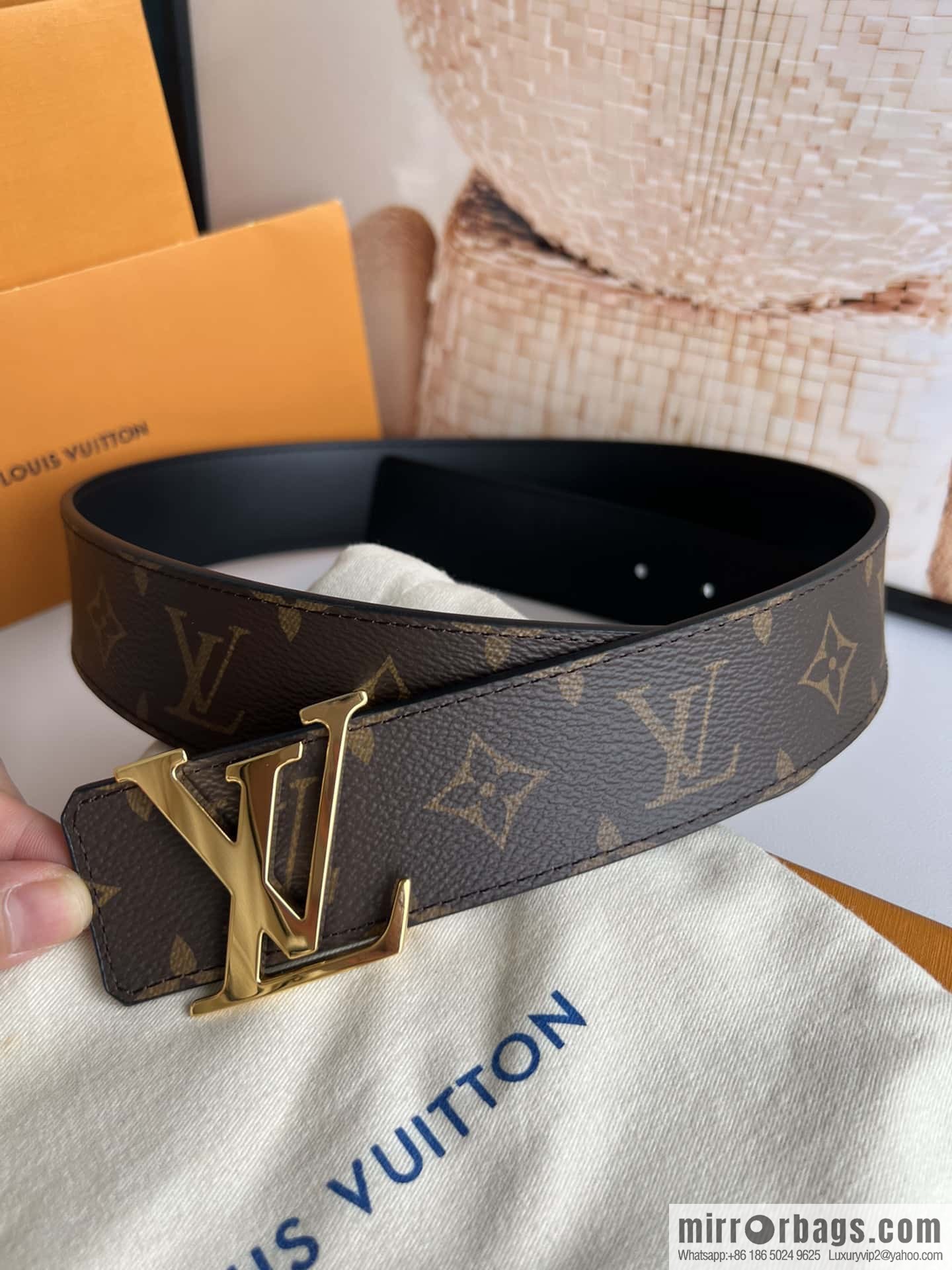 LV INITALES 40mm double-sided belt