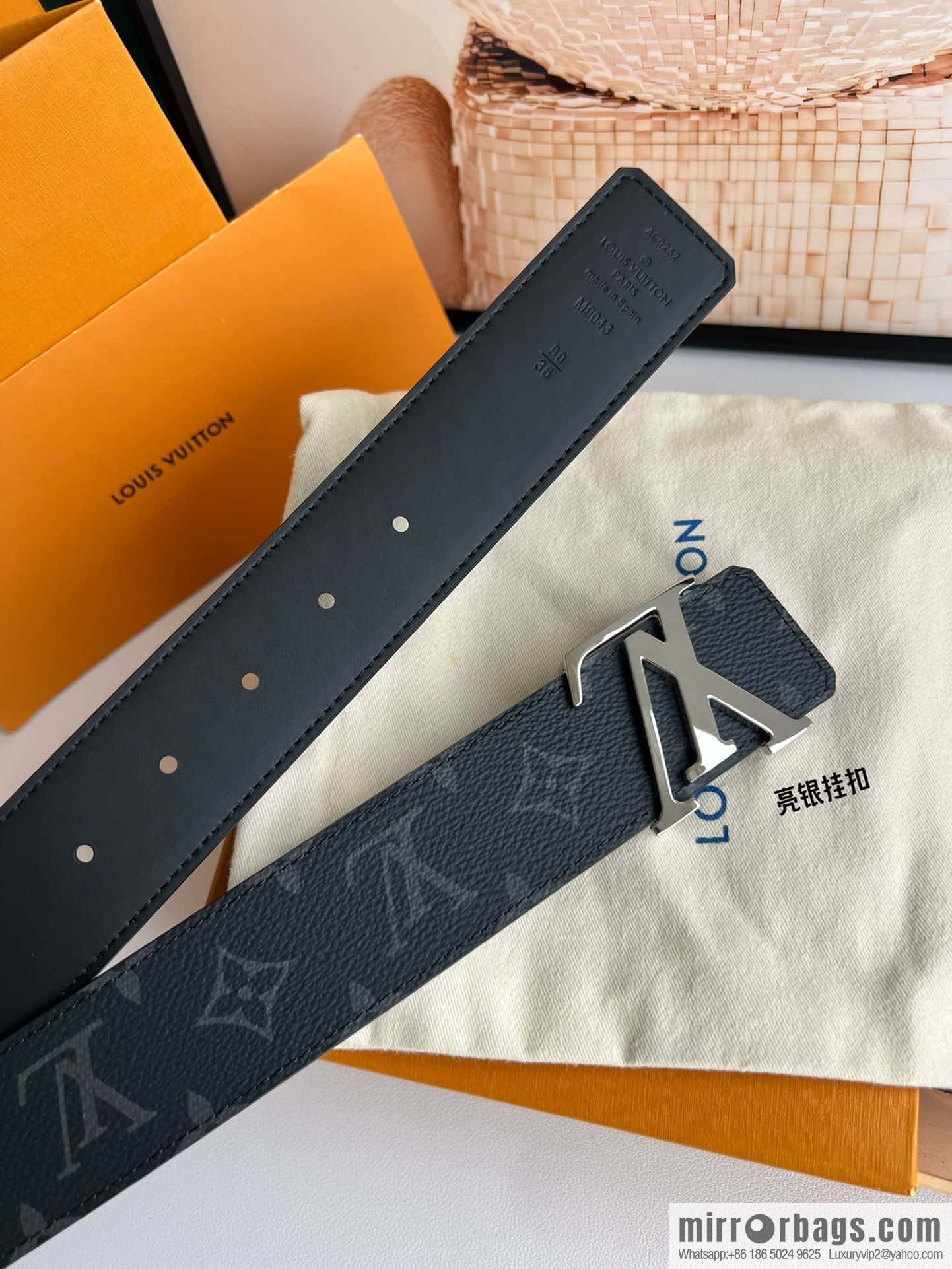 LV INITALES 40mm double-sided belt