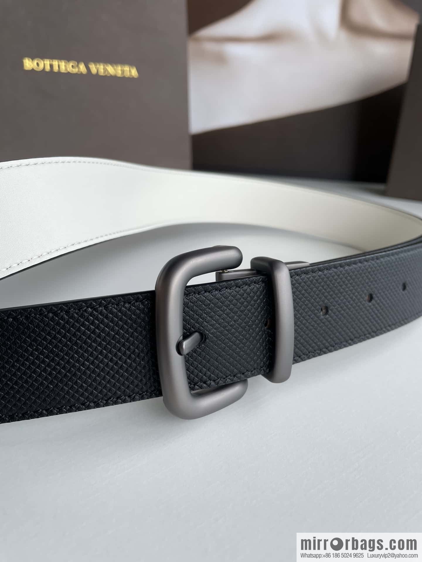 Bottega Veneta, classic weave, cowhide belt 3.5cm