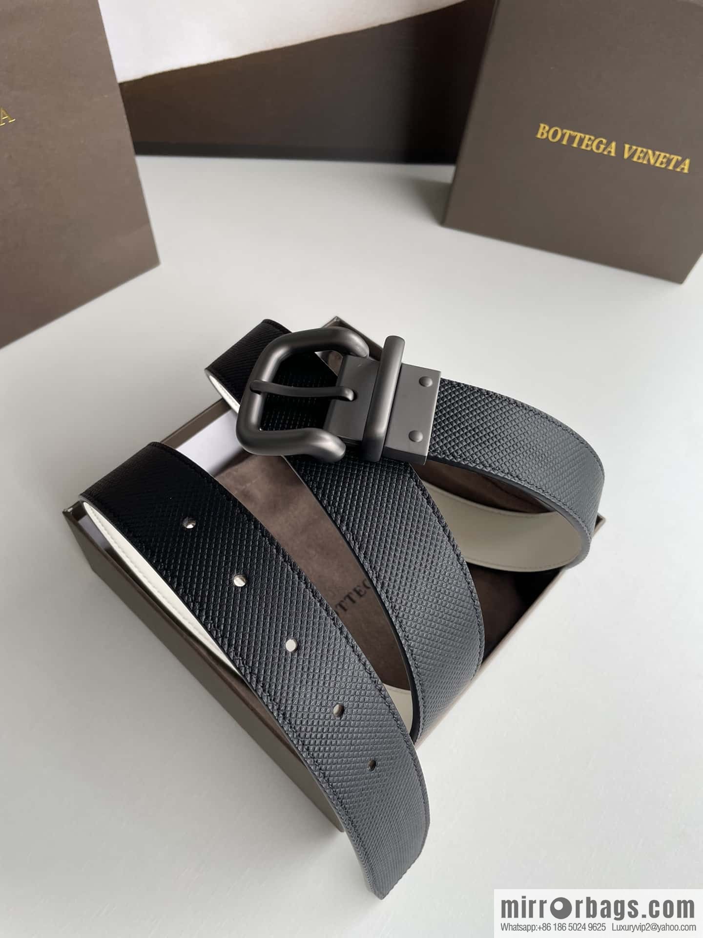 Bottega Veneta, classic weave, cowhide belt 3.5cm