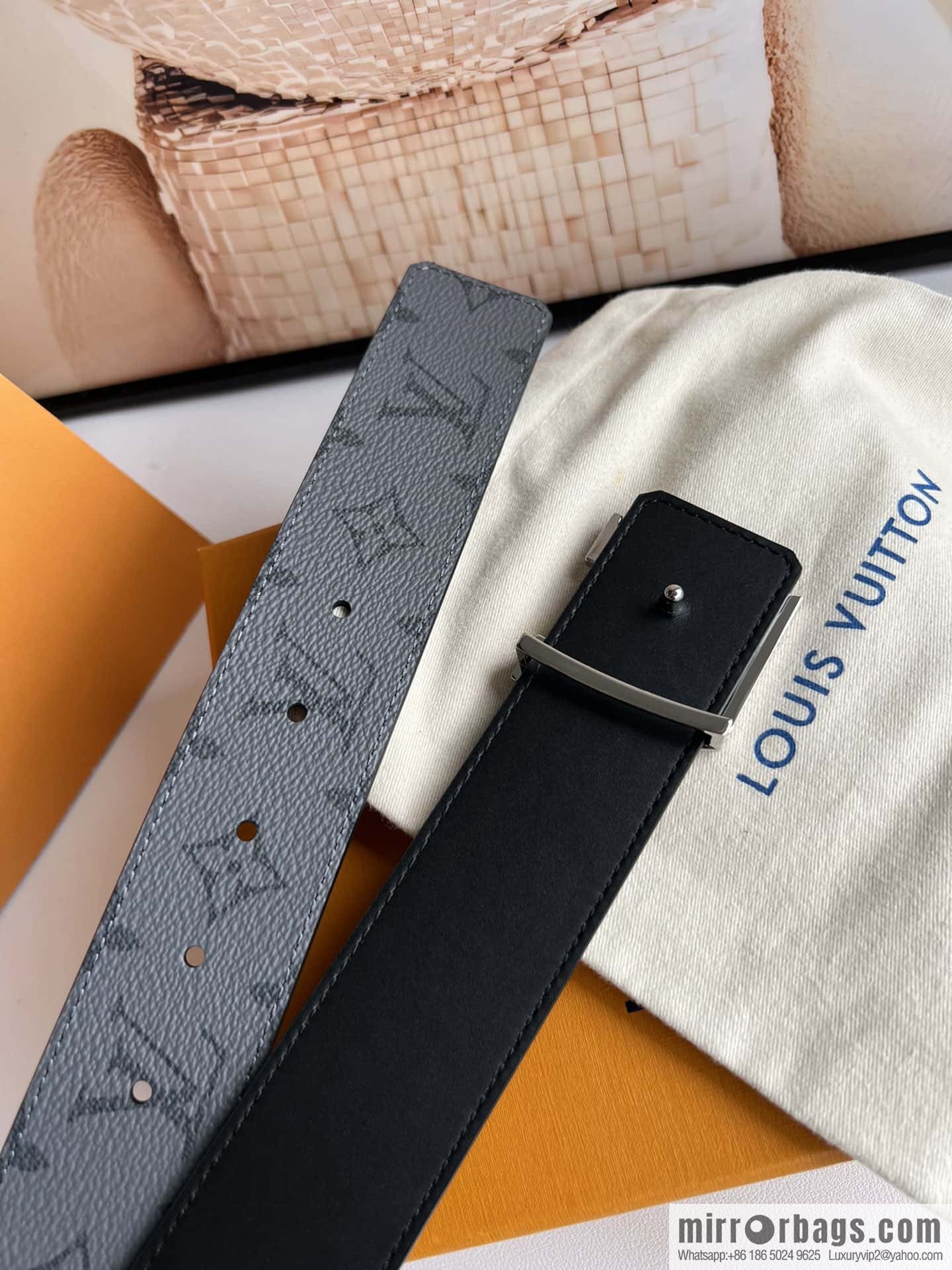LV Letter Buckle Initials Double Sided Belt 4.0cm