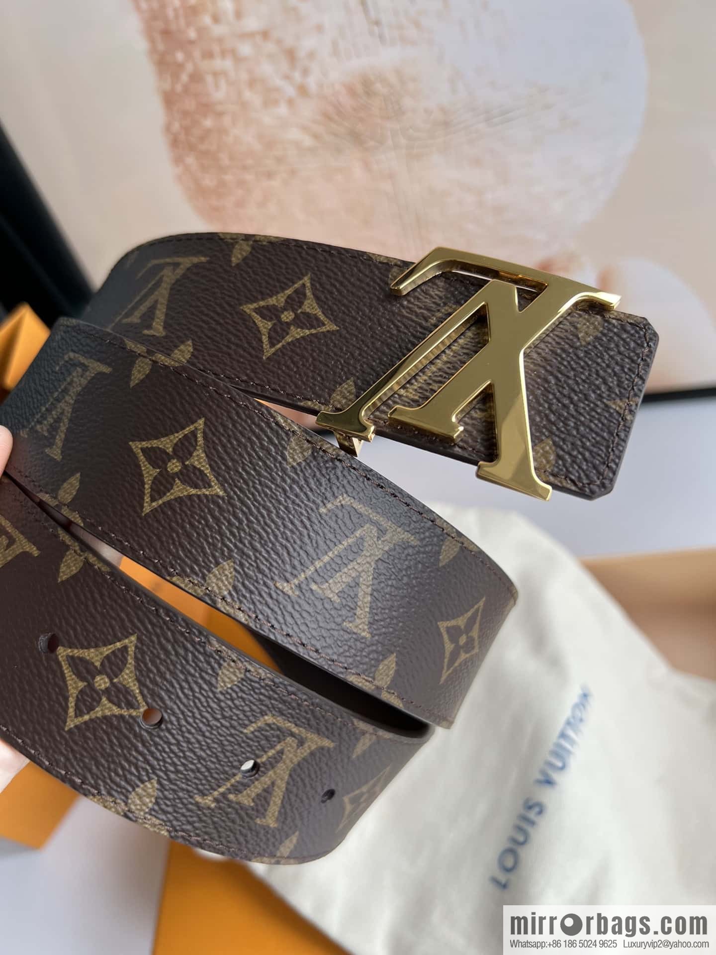 LV Letter Buckle Initials Double Sided Belt 4.0cm