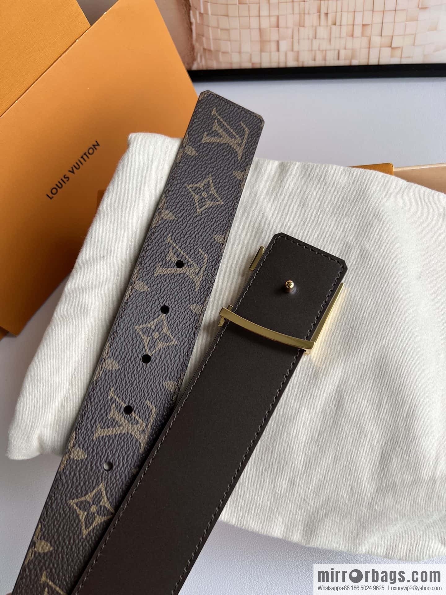 LV Letter Buckle Initials Double Sided Belt 4.0cm