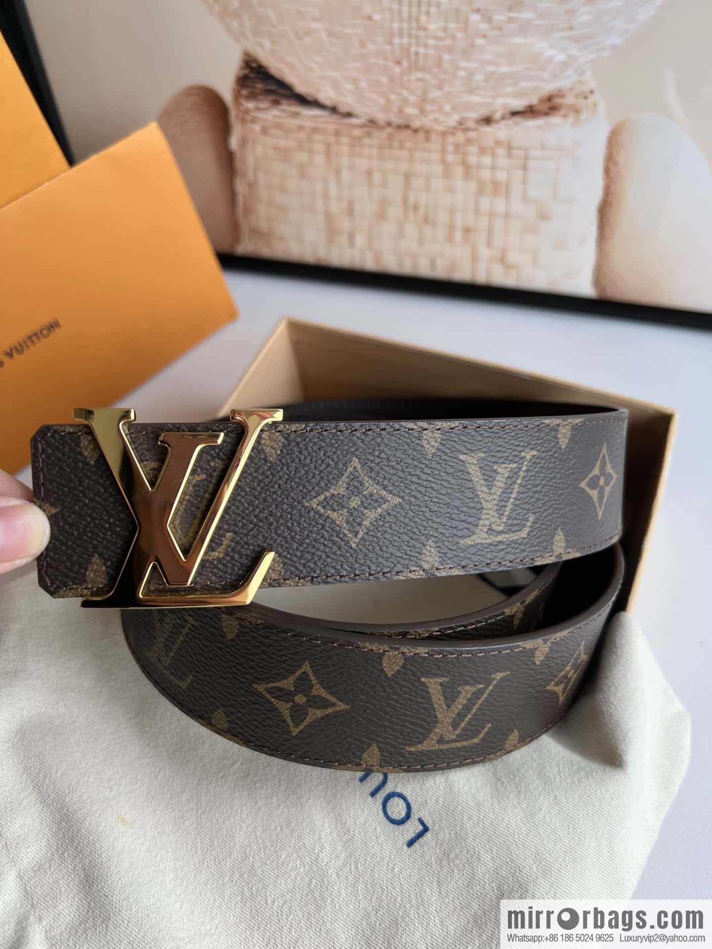 LV Letter Buckle Initials Double Sided Belt 4.0cm