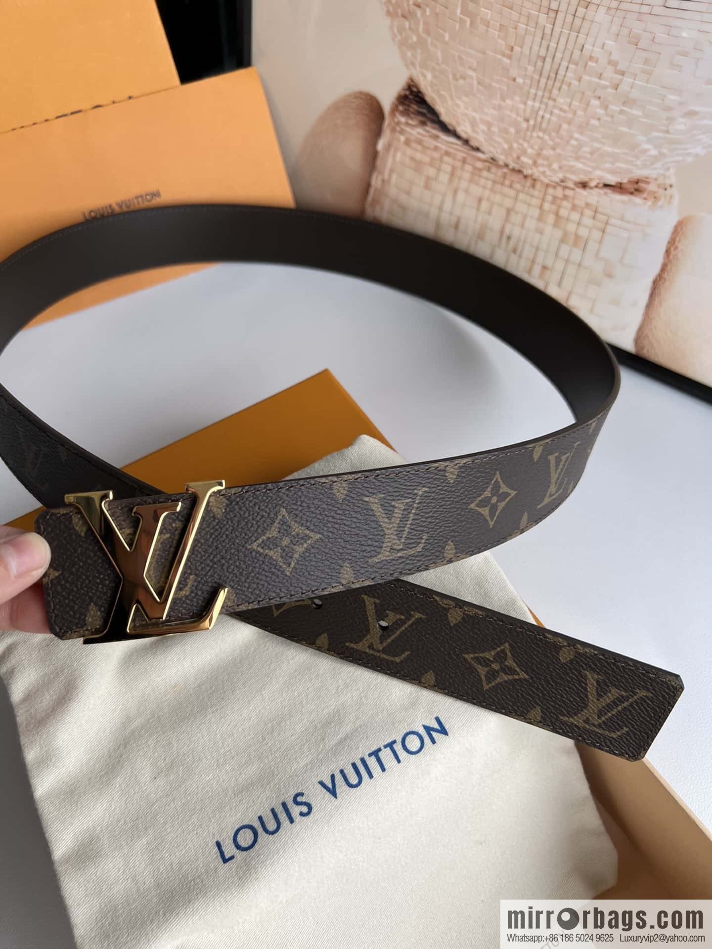 LV Letter Buckle Initials Double Sided Belt 4.0cm
