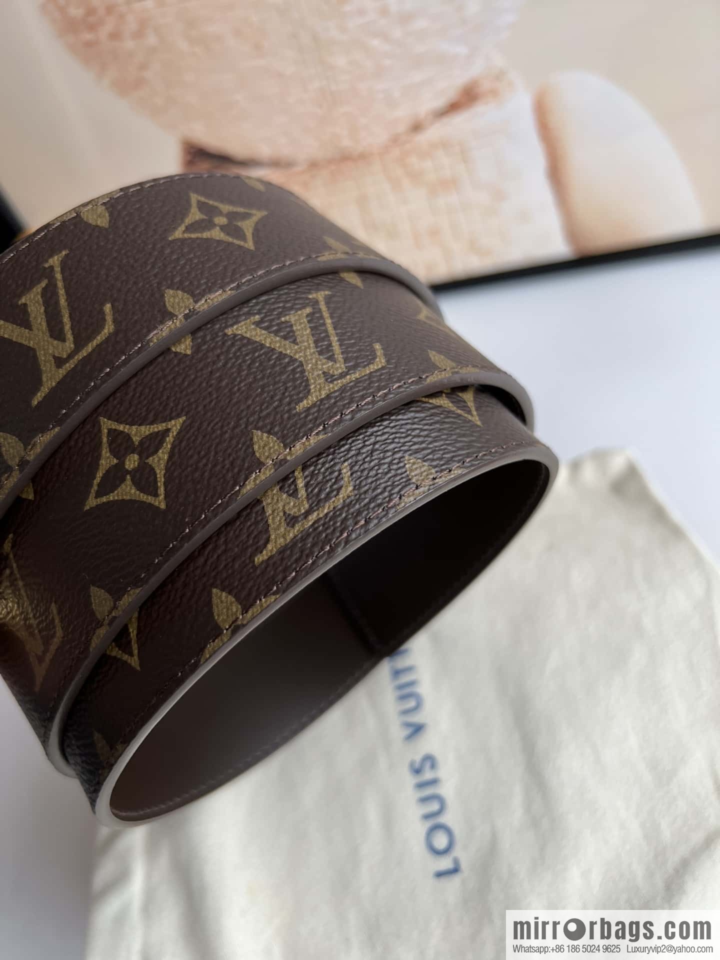 LV Letter Buckle Initials Double Sided Belt 4.0cm