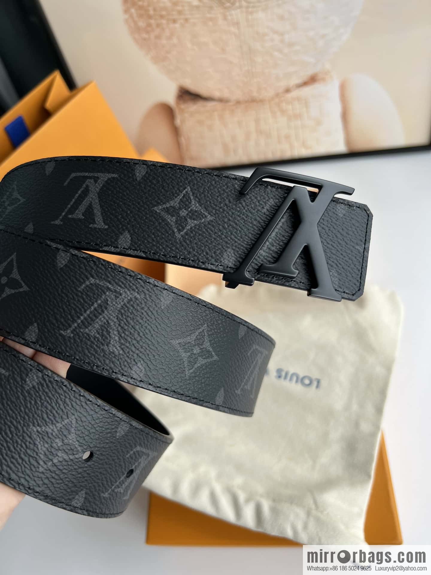 LV Letter Buckle Initials Double Sided Belt 4.0cm