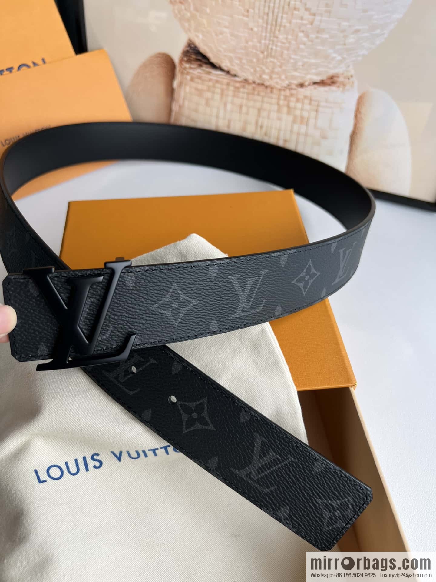 LV Letter Buckle Initials Double Sided Belt 4.0cm
