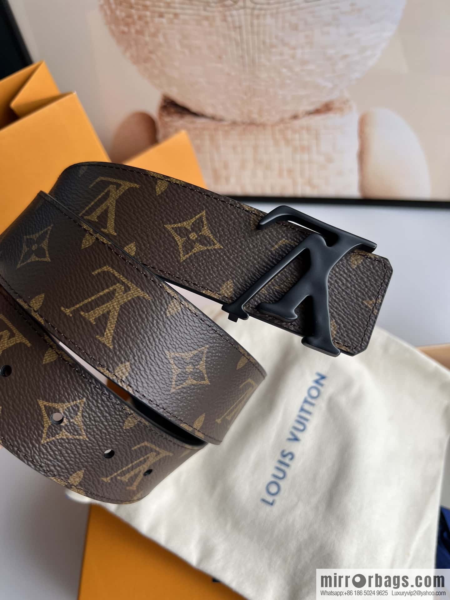 LV Letter Buckle Initials Double Sided Belt 4.0cm