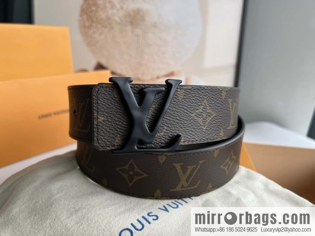 LV Letter Buckle Initials Double Sided Belt 4.0cm