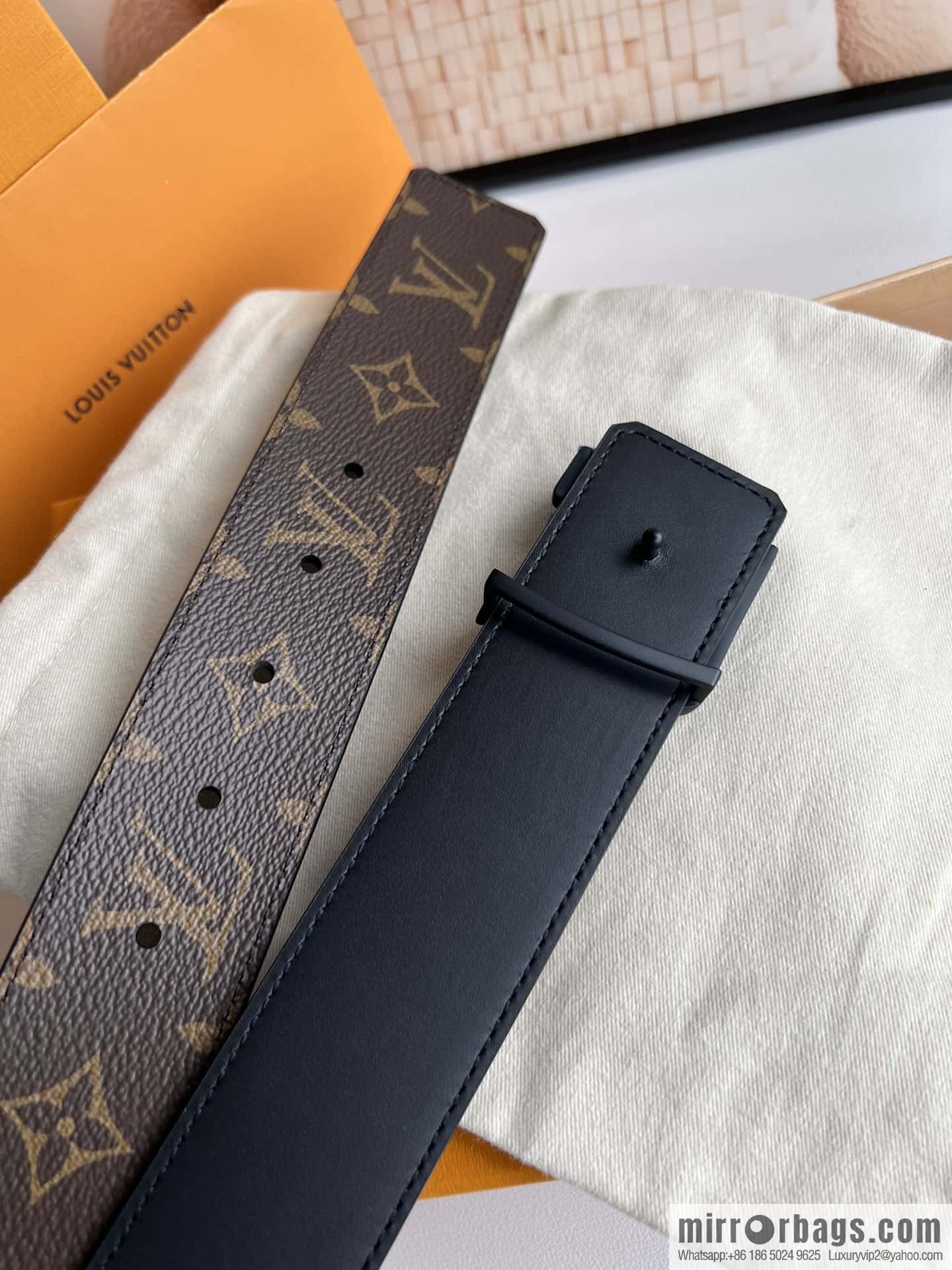 LV Letter Buckle Initials Double Sided Belt 4.0cm