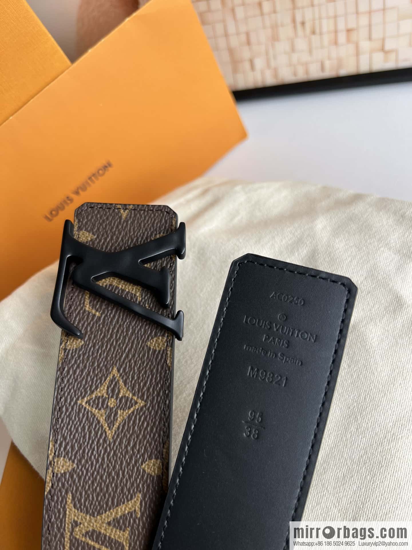 LV Letter Buckle Initials Double Sided Belt 4.0cm