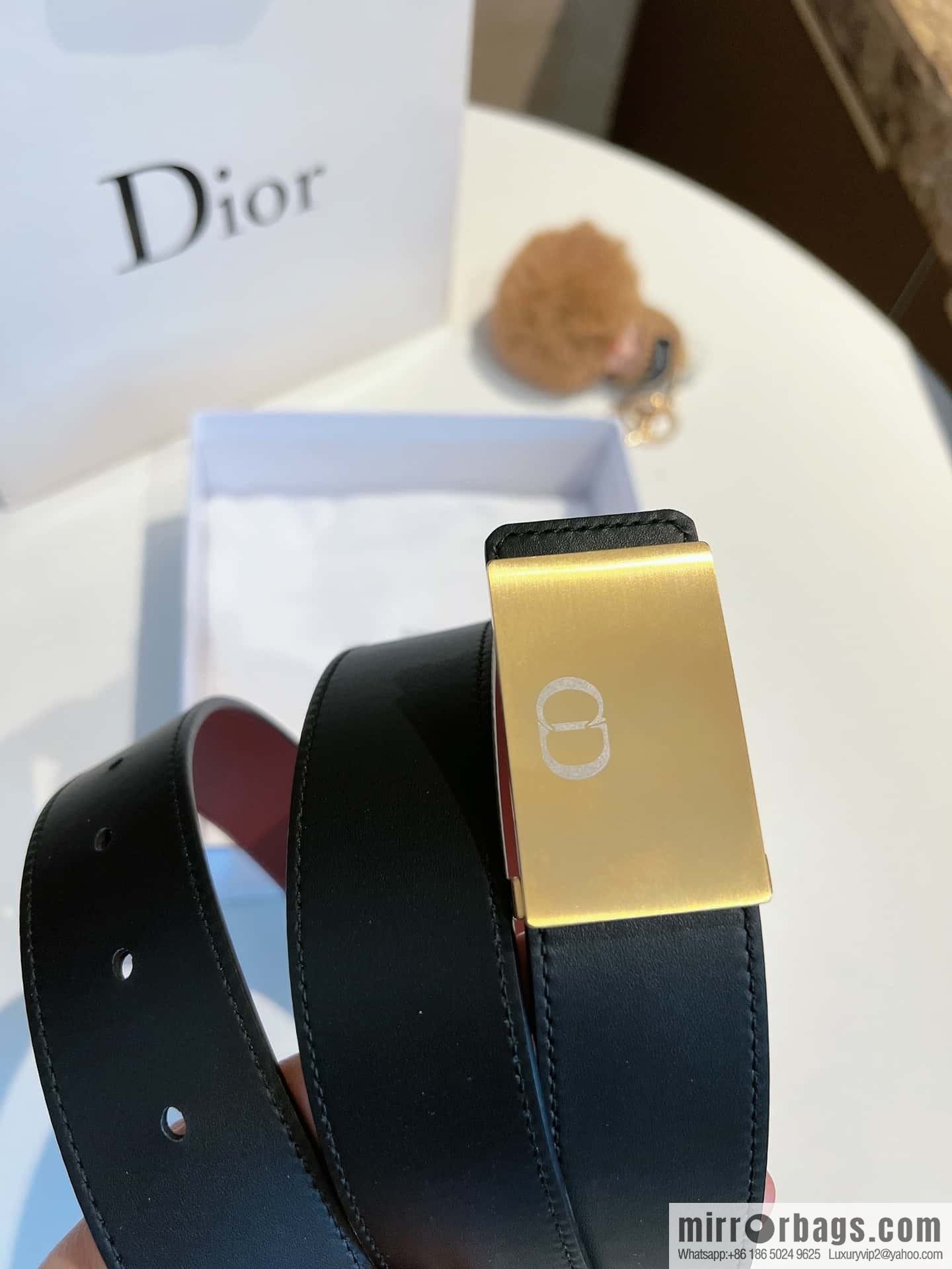 Dior, cowhide leather two-sided brushed craft plate buckle 35mm belt
