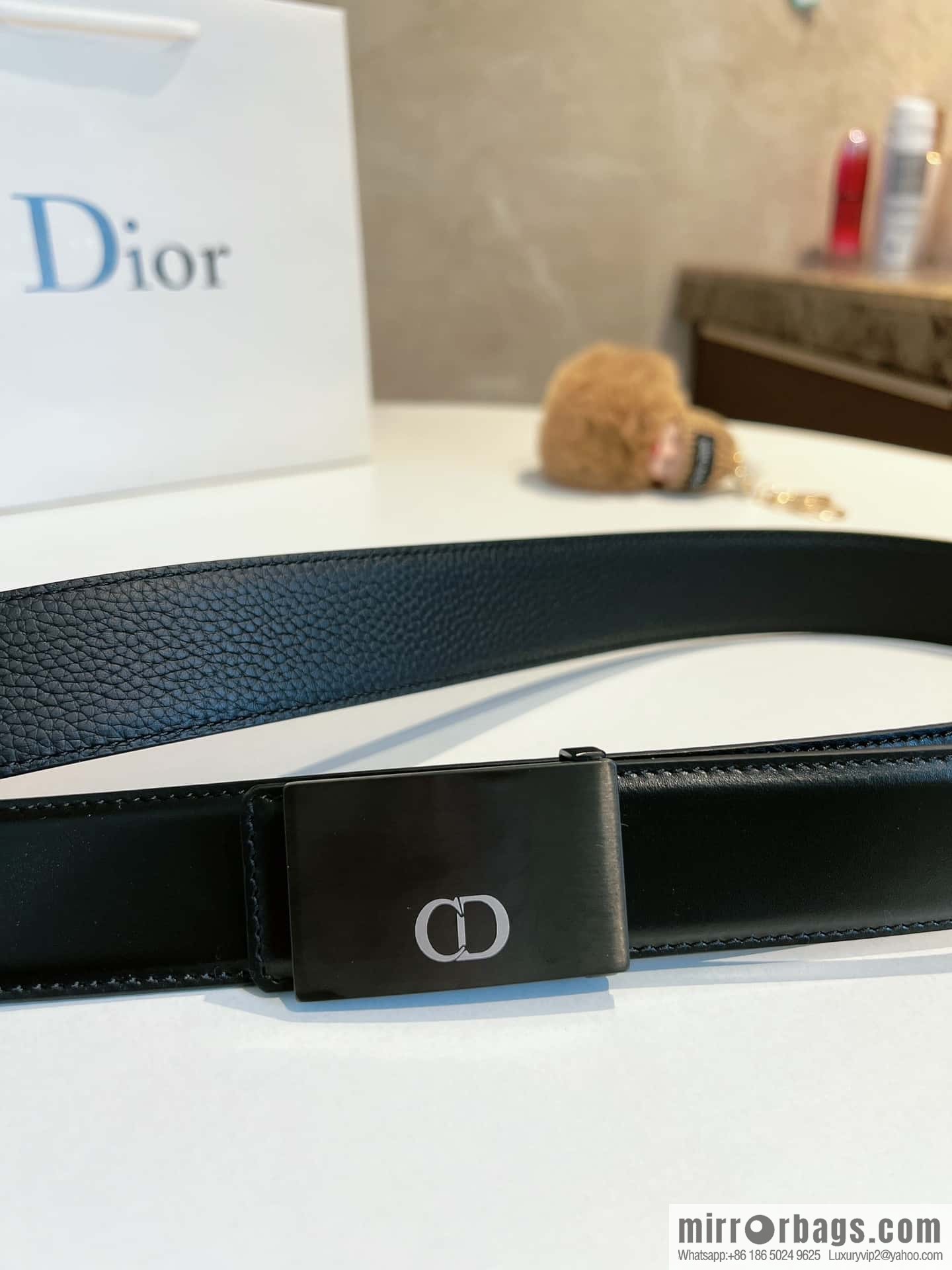 Dior, cowhide leather two-sided brushed craft plate buckle 35mm belt