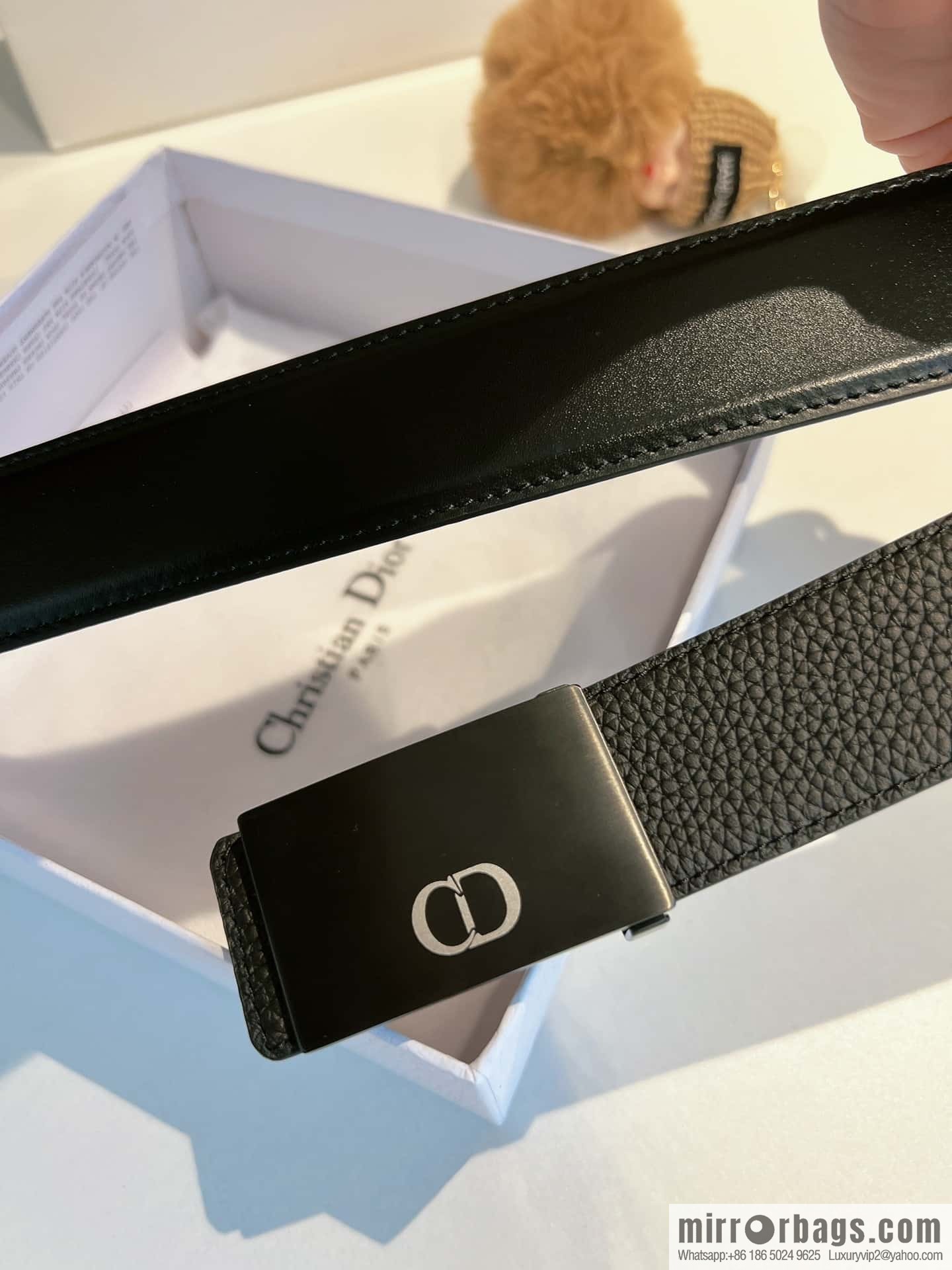 Dior, cowhide leather two-sided brushed craft plate buckle 35mm belt