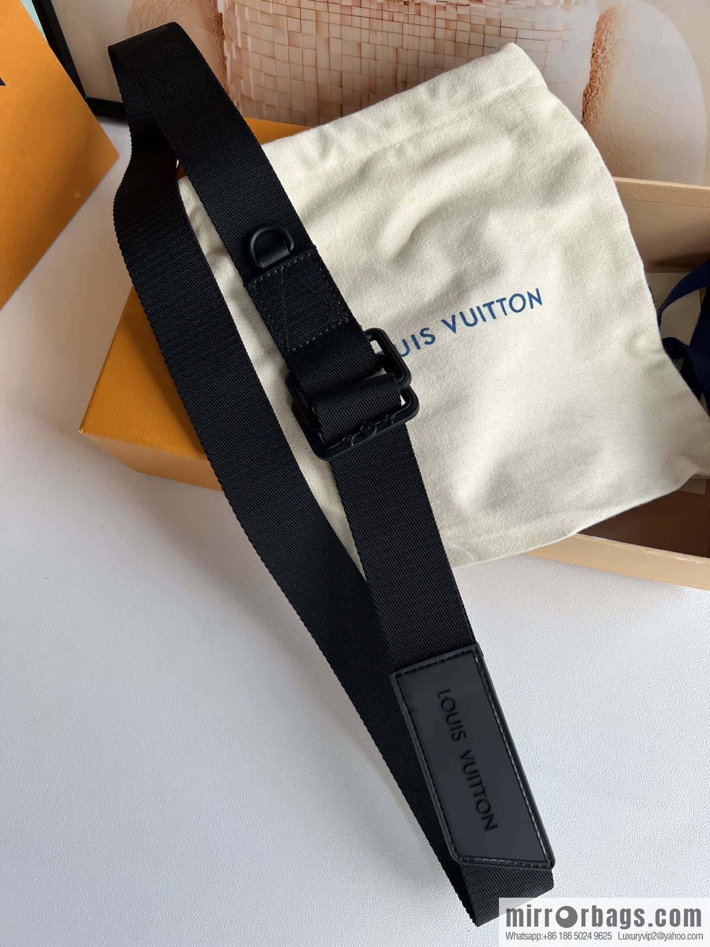 LV Monogran canvas depicting modern textured Spain belt M0544