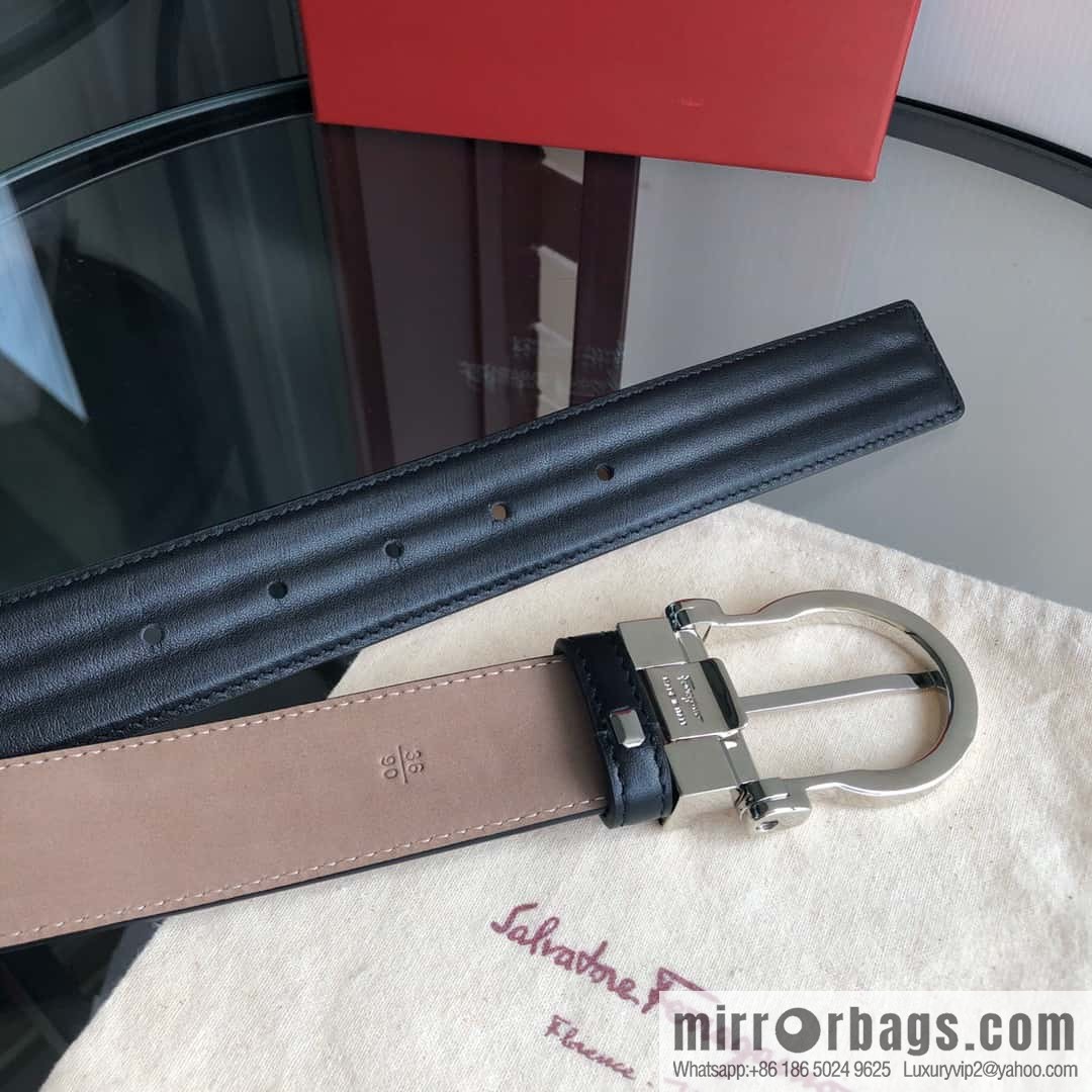 Ferragamo Ferragamo, exquisite needle button head, imported double-sided first-layer cowhide wavy texture belt 3.5cm