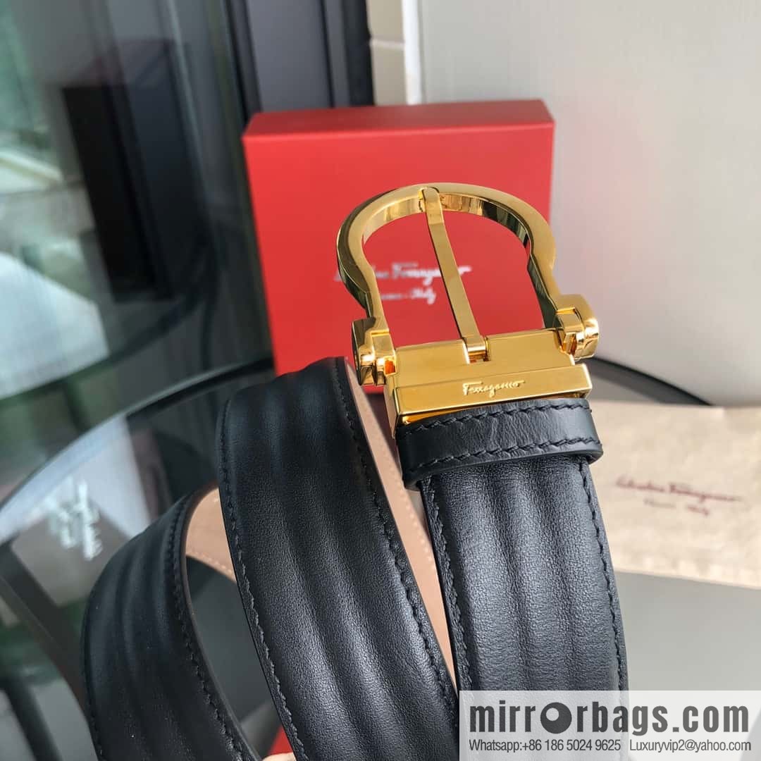 Ferragamo Ferragamo, exquisite needle button head, imported double-sided first-layer cowhide wavy texture belt 3.5cm