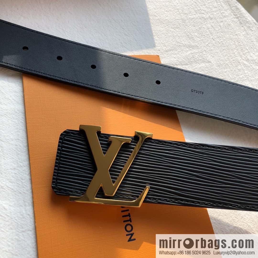 LV Initiales. 40mm Black Water Ripple Belt M9229