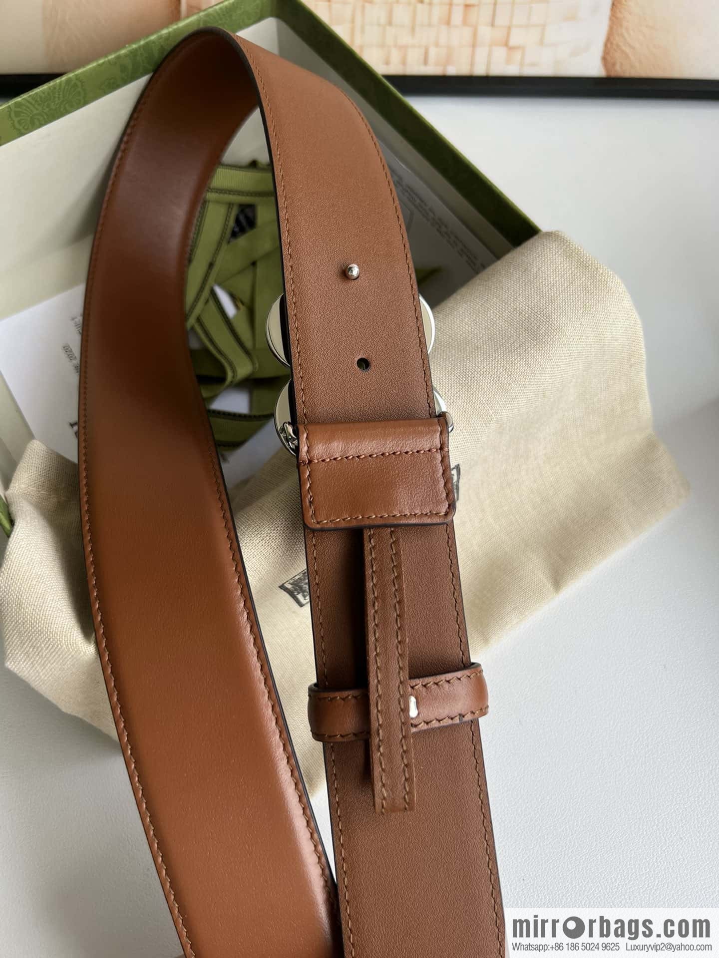 GUCCI Interlocking Double G Buckle, Cowhide Belt 4.0cm