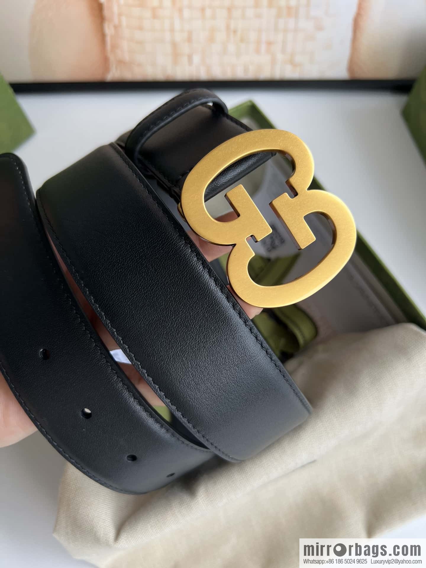 GUCCI Interlocking Double G Buckle, Cowhide Belt 4.0cm