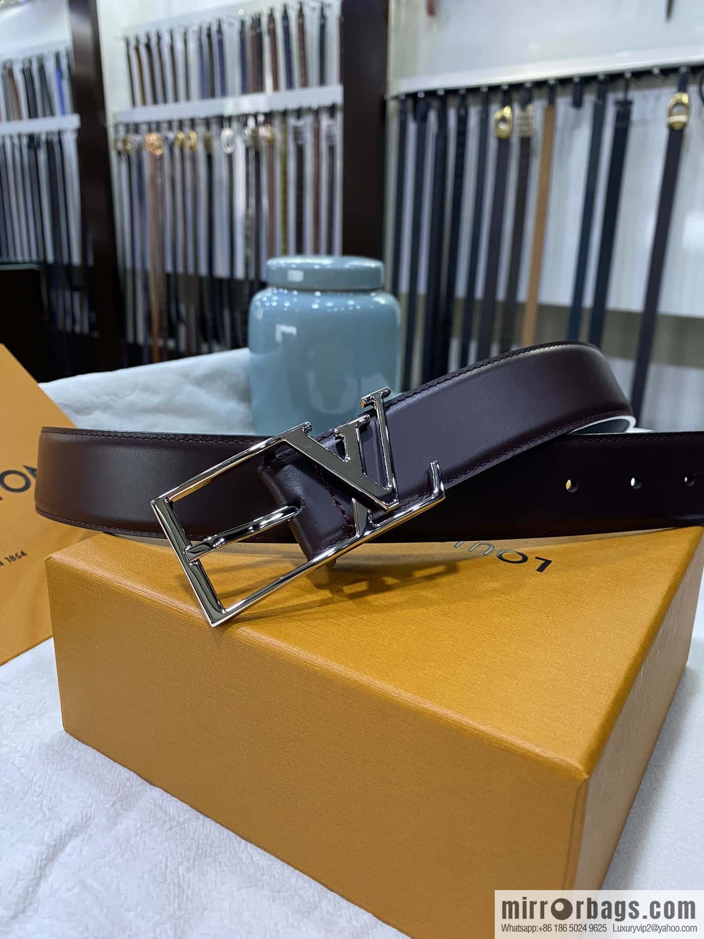 LV calfskin shiny retouching metal LV pin buckle letter logo belt 3.5cm