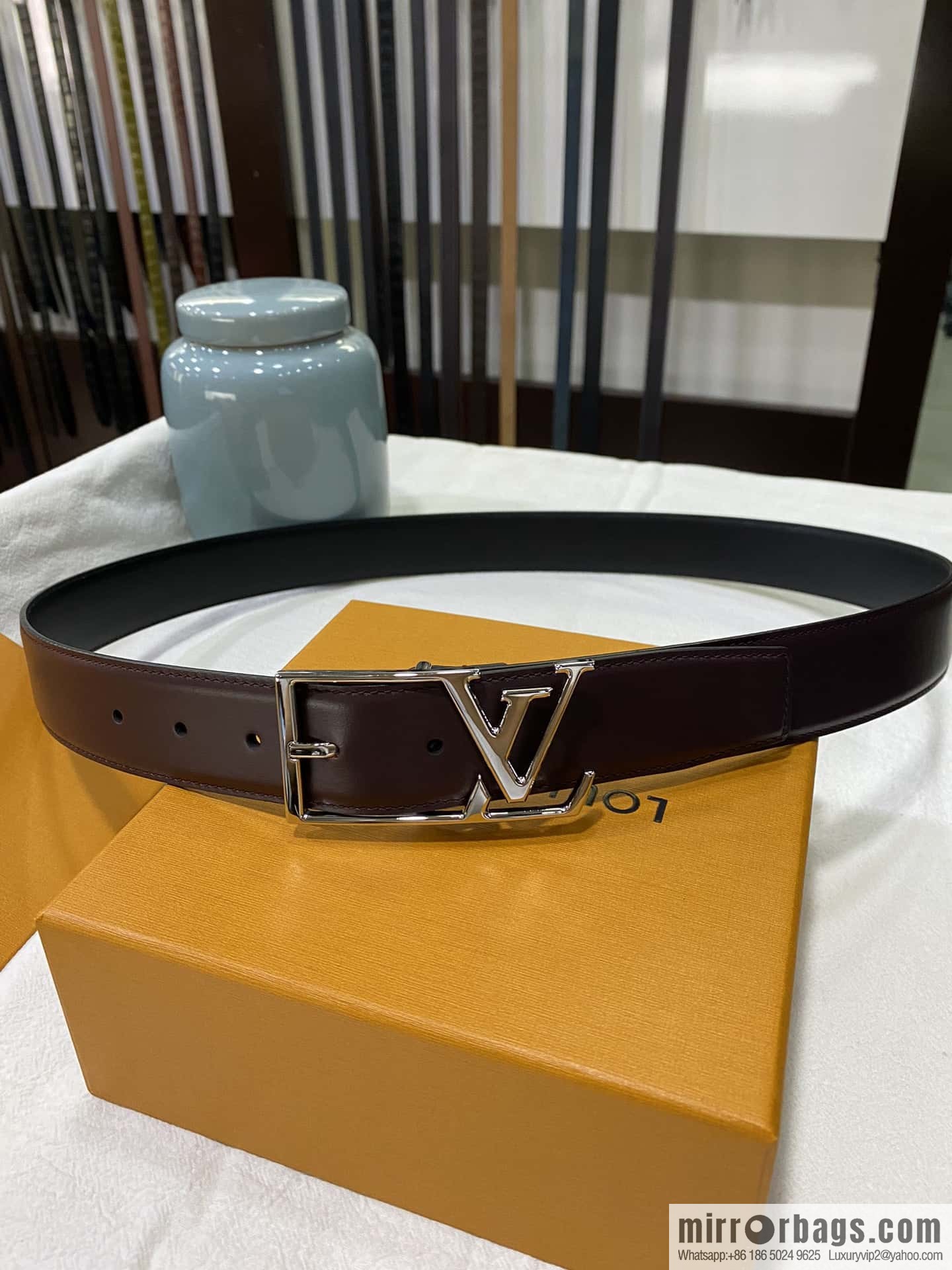 LV calfskin shiny retouching metal LV pin buckle letter logo belt 3.5cm