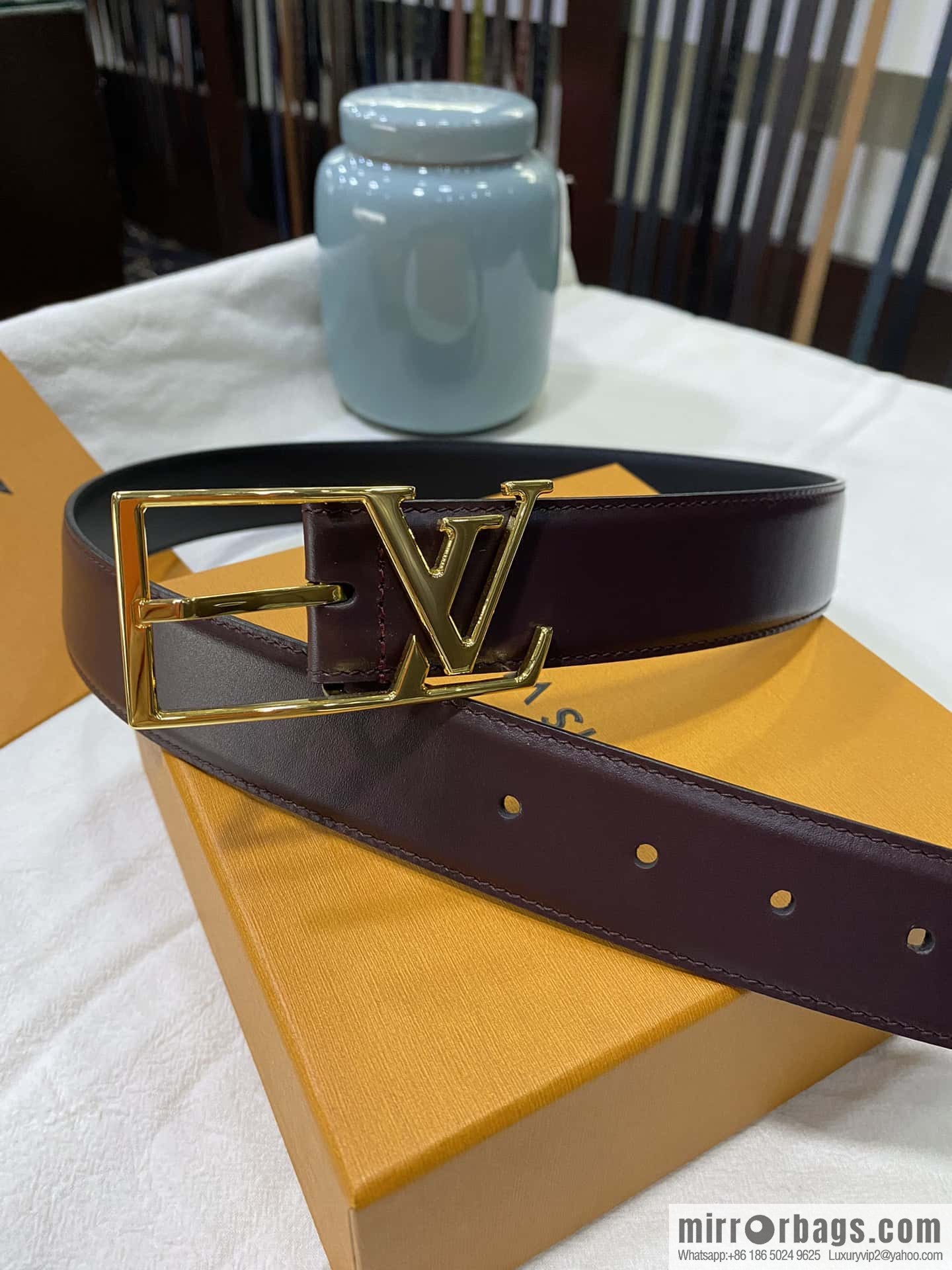 LV calfskin shiny retouching metal LV pin buckle letter logo belt 3.5cm