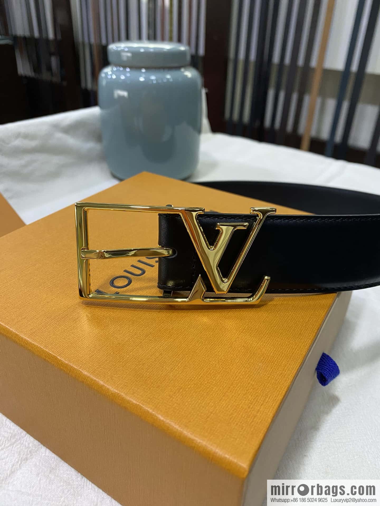 LV calfskin shiny retouching metal LV pin buckle letter logo belt 3.5cm