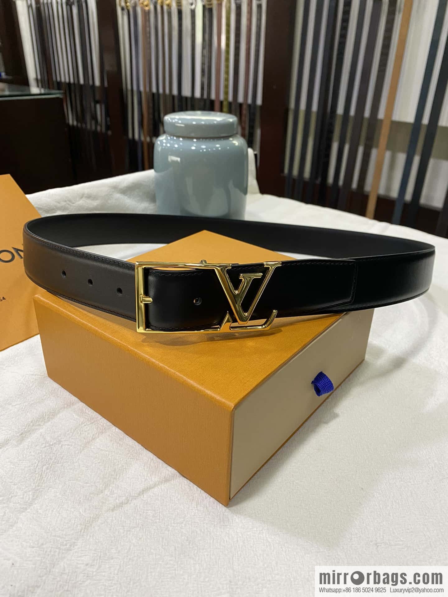 LV calfskin shiny retouching metal LV pin buckle letter logo belt 3.5cm