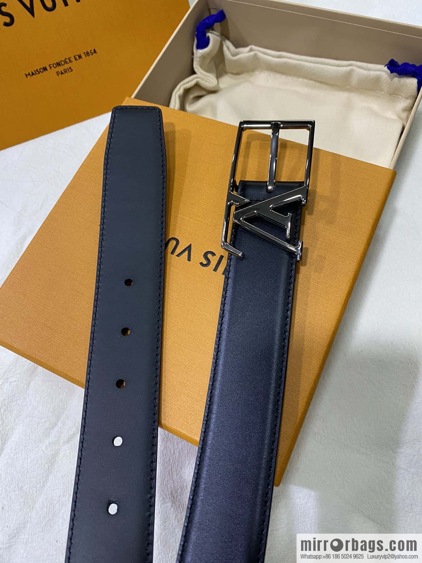 LV calfskin shiny retouching metal LV pin buckle letter logo belt 3.5cm