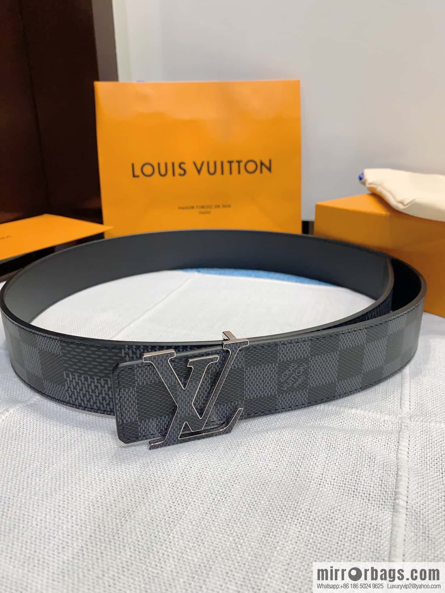 LV button head double-sided belt, men's width 4.0cm M0340
