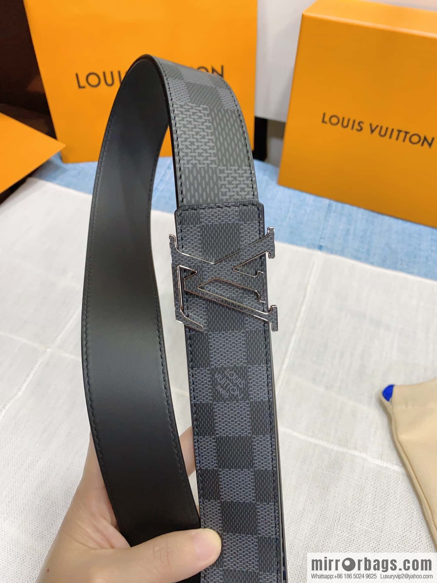 LV button head double-sided belt, men's width 4.0cm M0340