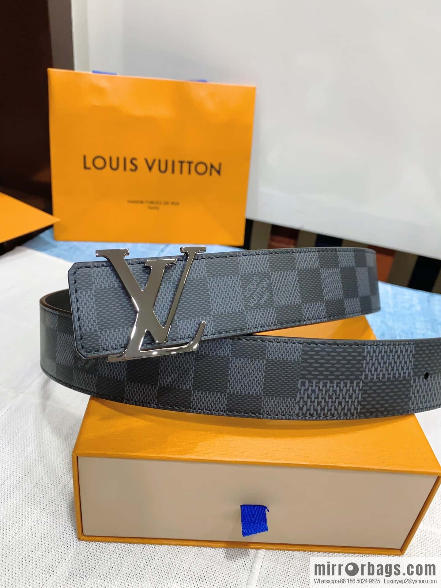 LV button head double-sided belt, men's width 4.0cm M0340