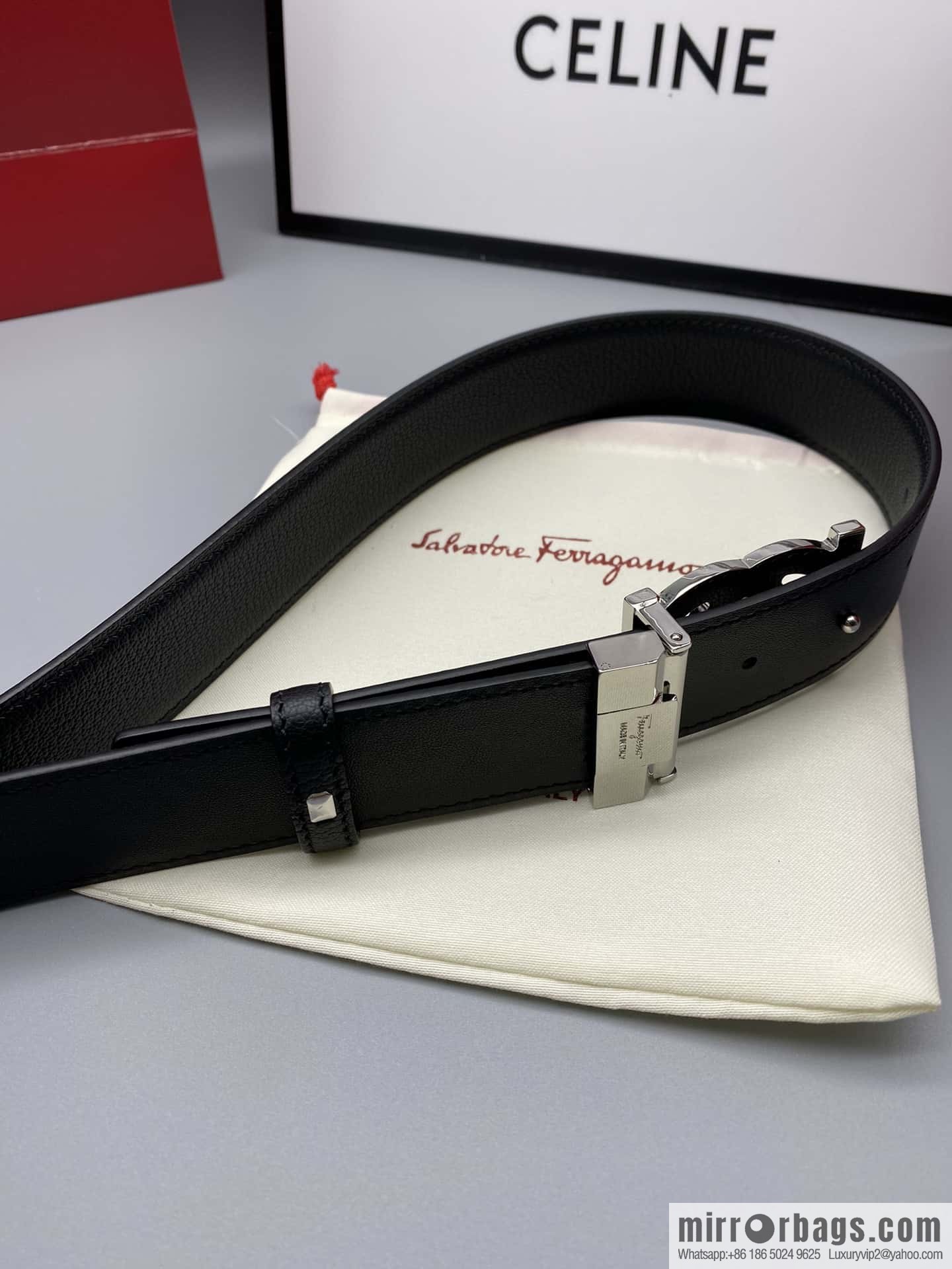 Ferragamo Ferragamo, fine metal clasp, double-sided first-layer cowhide sheep texture belt 3.5CM