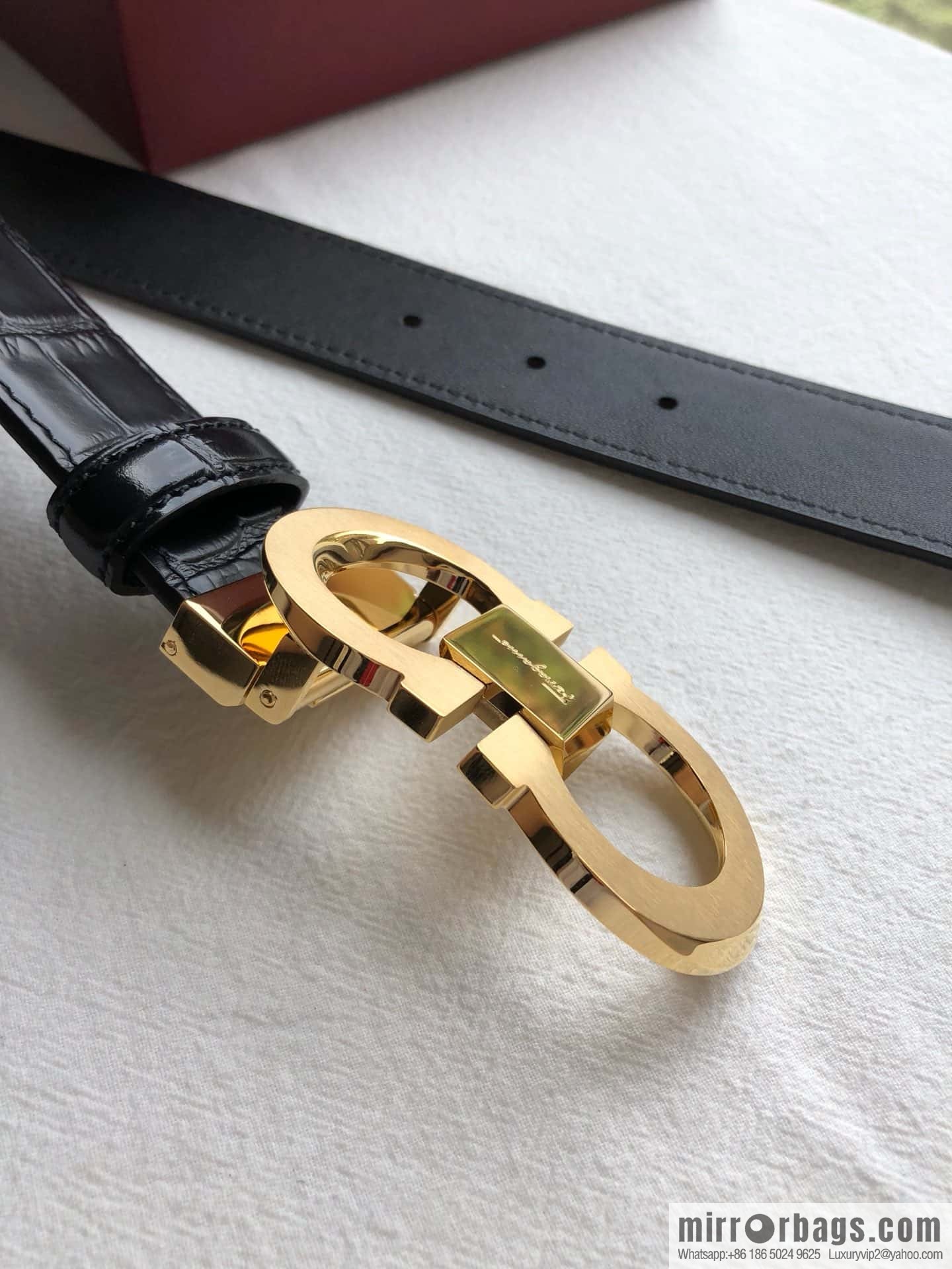 Ferragamo Ferragamo, Boutique Double Circle Metal Buckle, Crocodile Textured Men's Belt 3.5cm