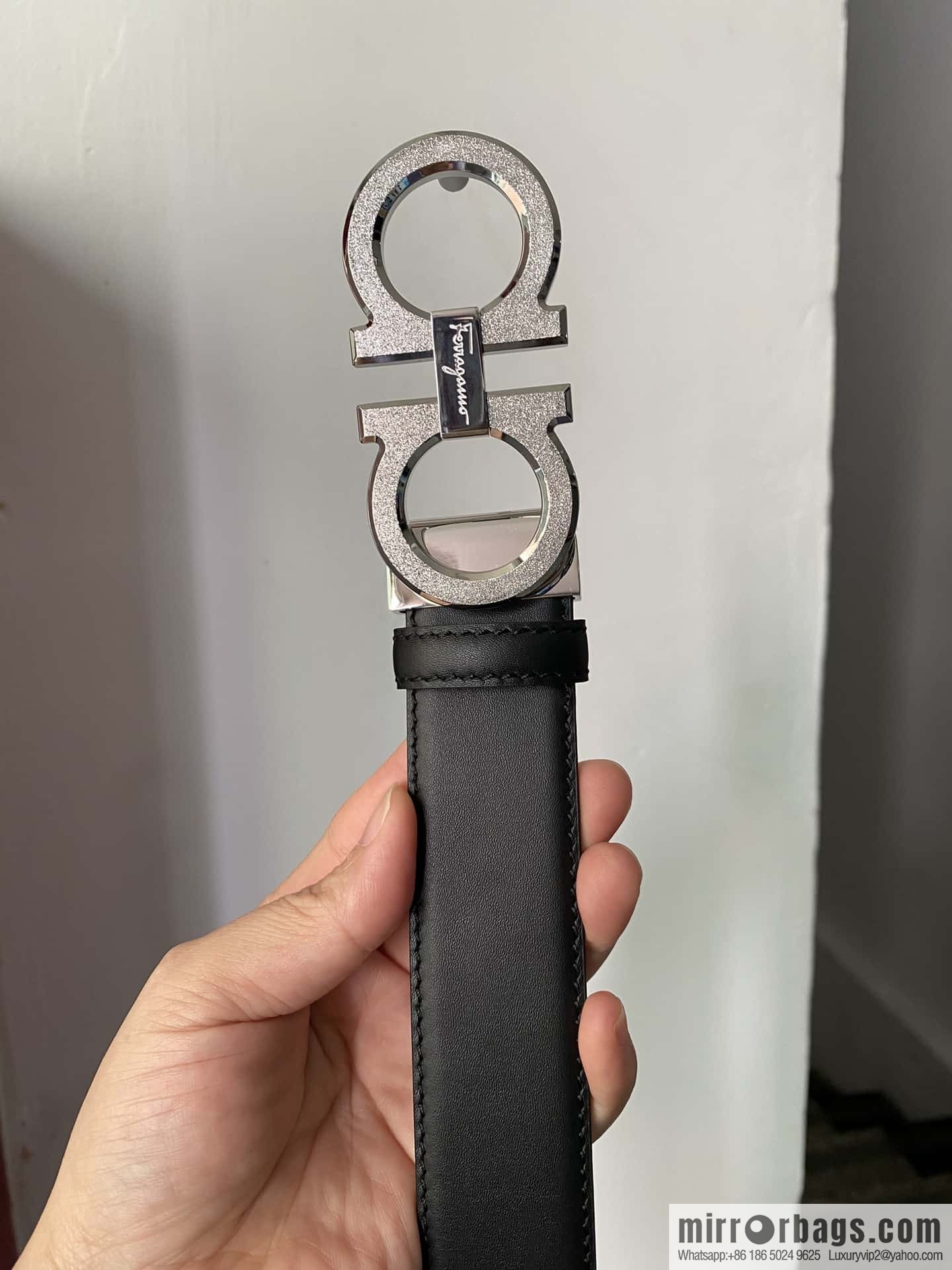 Ferragamo Ferragamo, stainless steel figure 8 rolling sand metal clasp, first layer cowhide belt 3.5CM