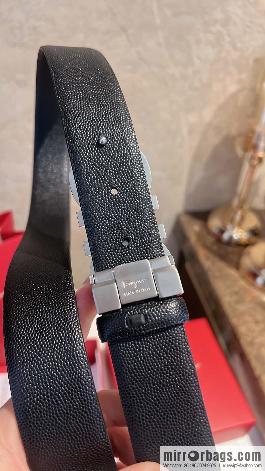 Ferragamo Ferragamo, exquisite figure 8 metal clasp, cowhide belt 3.5cm