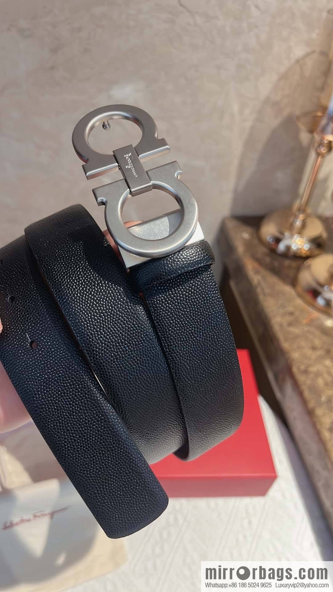 Ferragamo Ferragamo, exquisite figure 8 metal clasp, cowhide belt 3.5cm