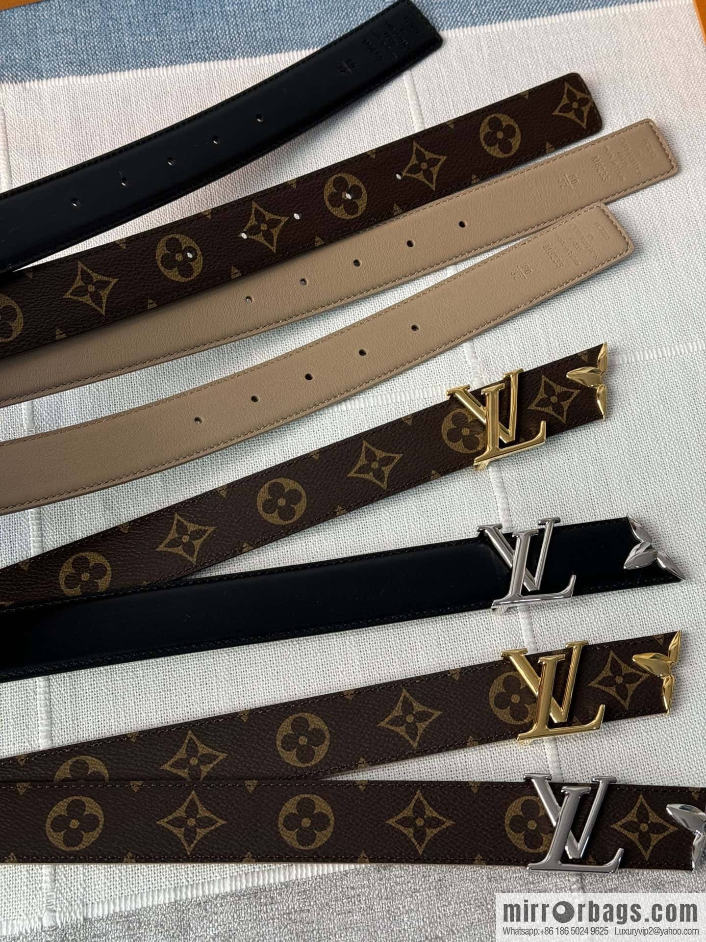 Louis Vuitton double-sided small belt 3.0CM
