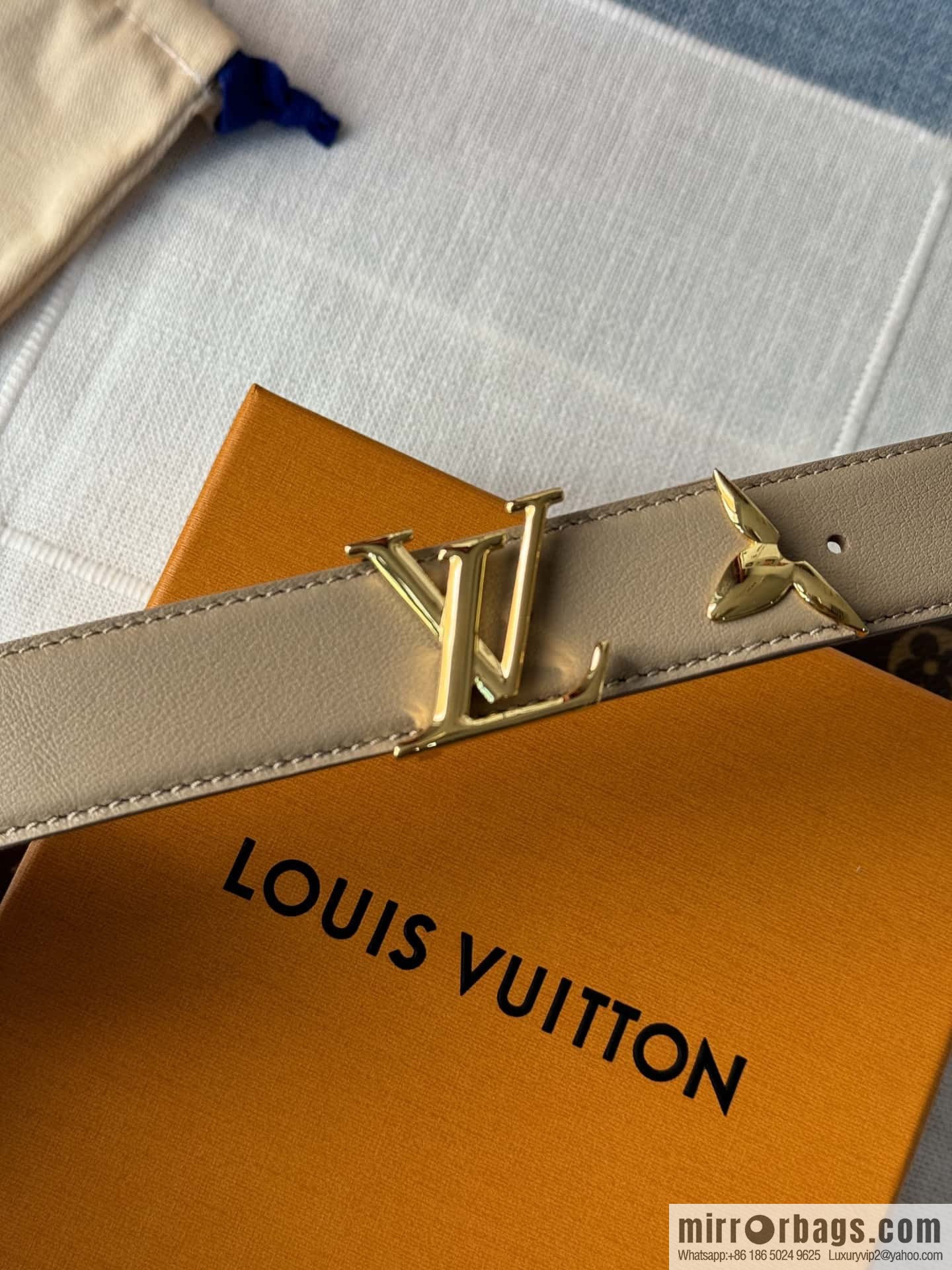 Louis Vuitton double-sided small belt 3.0CM