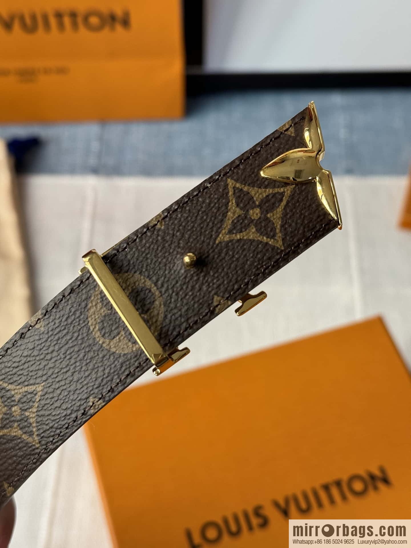 Louis Vuitton double-sided small belt 3.0CM