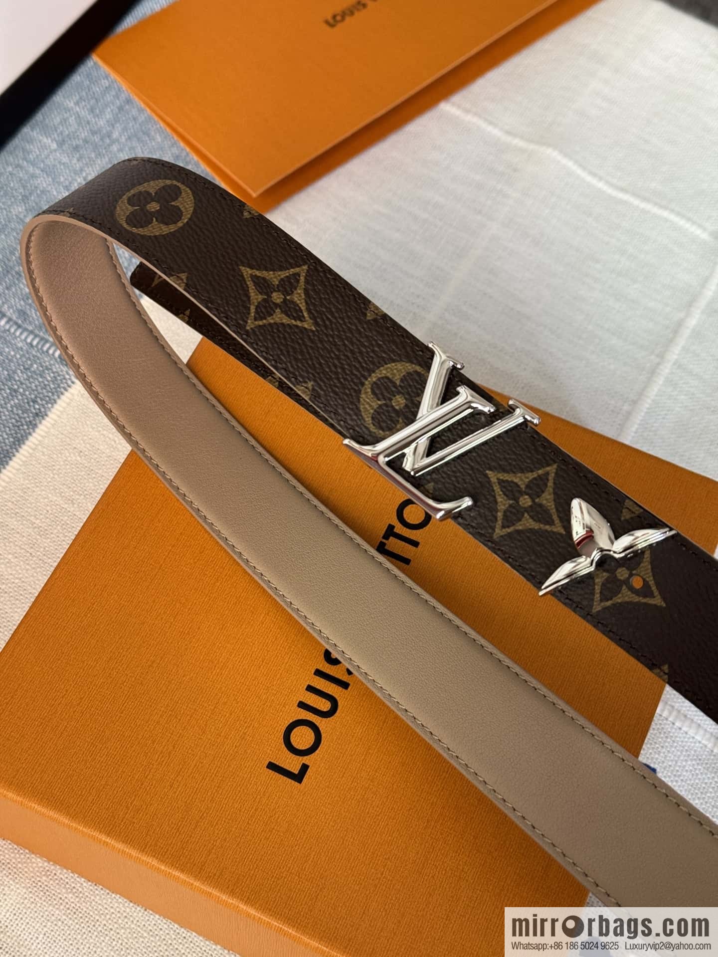 Louis Vuitton double-sided small belt 3.0CM