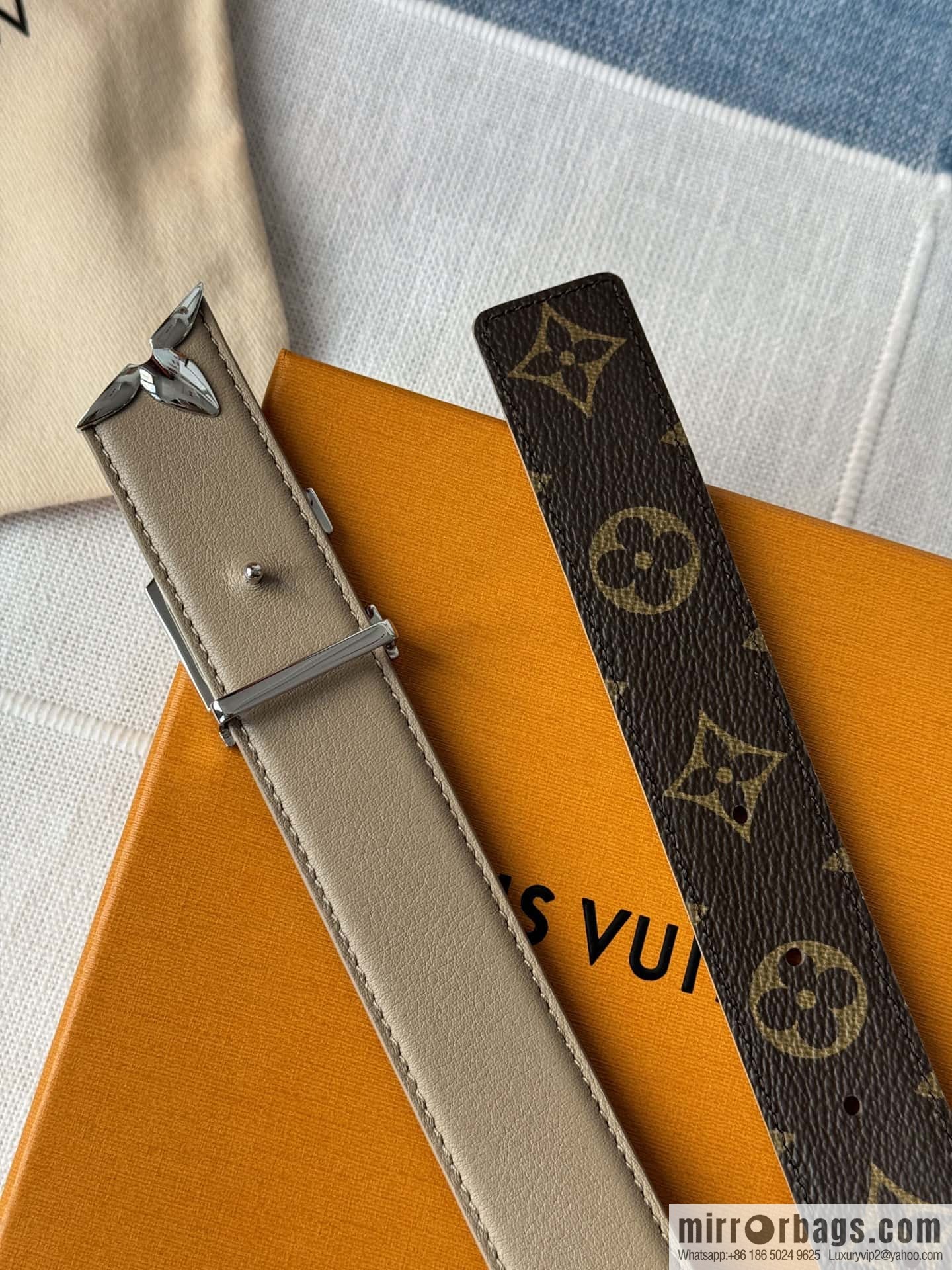 Louis Vuitton double-sided small belt 3.0CM