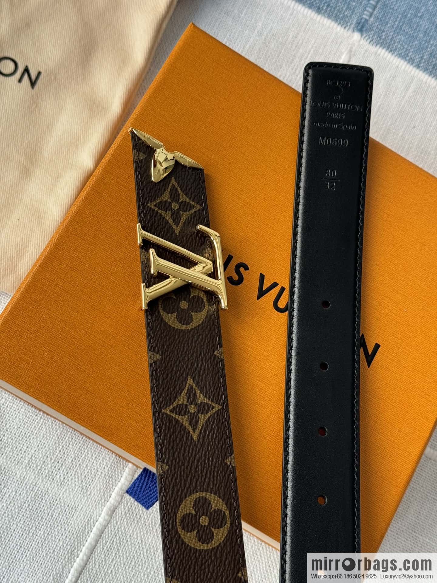 Louis Vuitton double-sided small belt 3.0CM