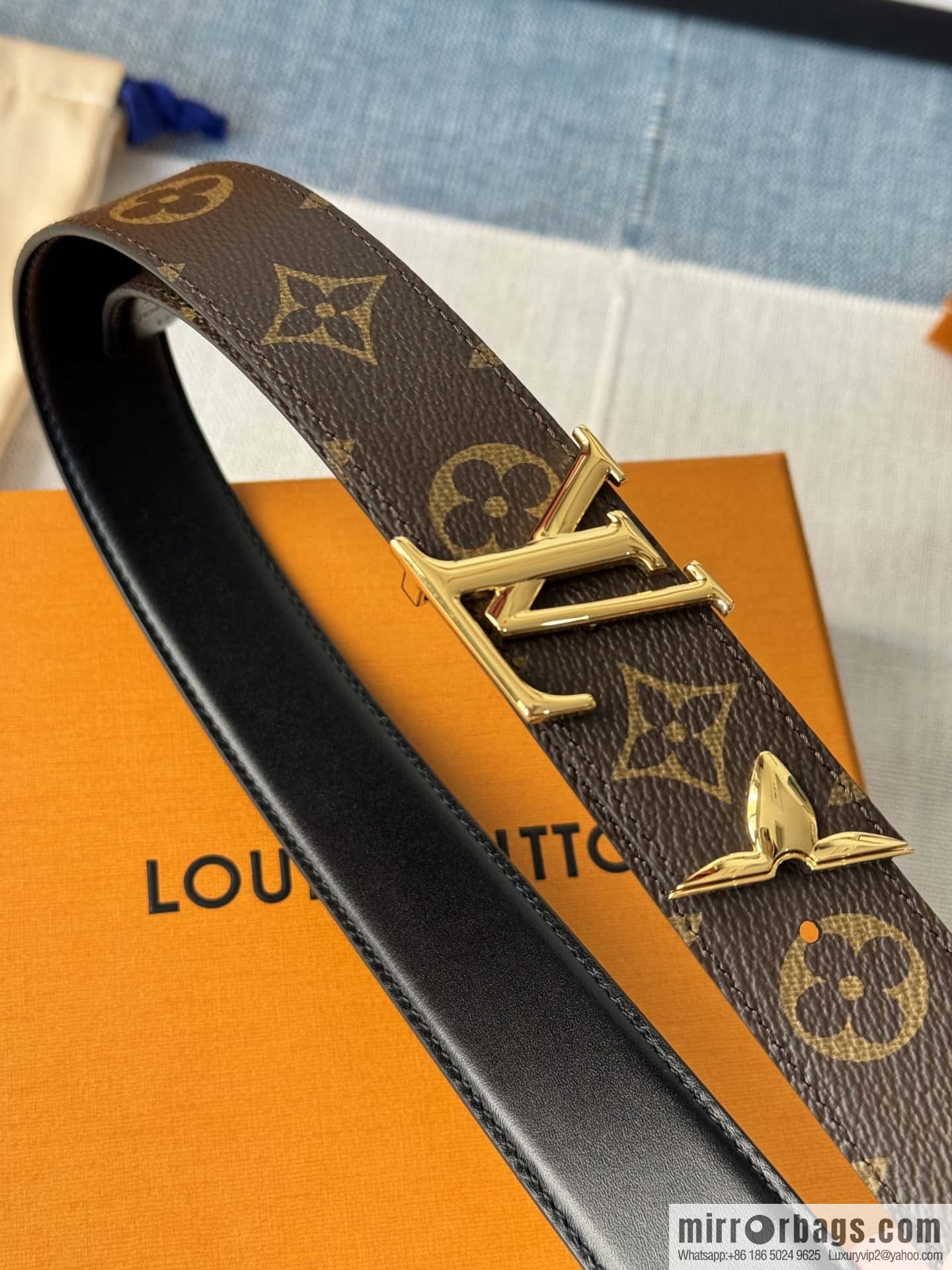 Louis Vuitton double-sided small belt 3.0CM