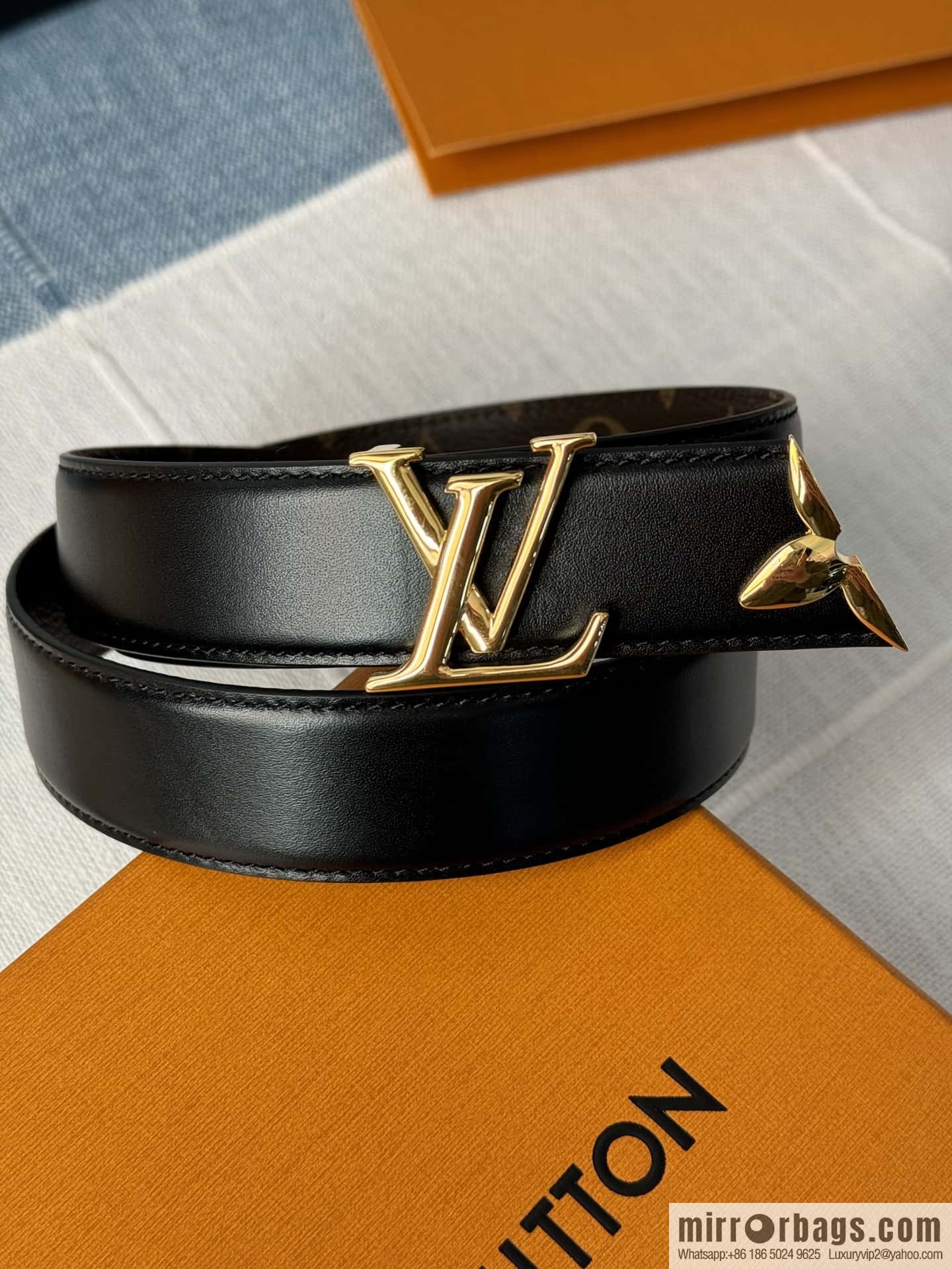 Louis Vuitton double-sided small belt 3.0CM