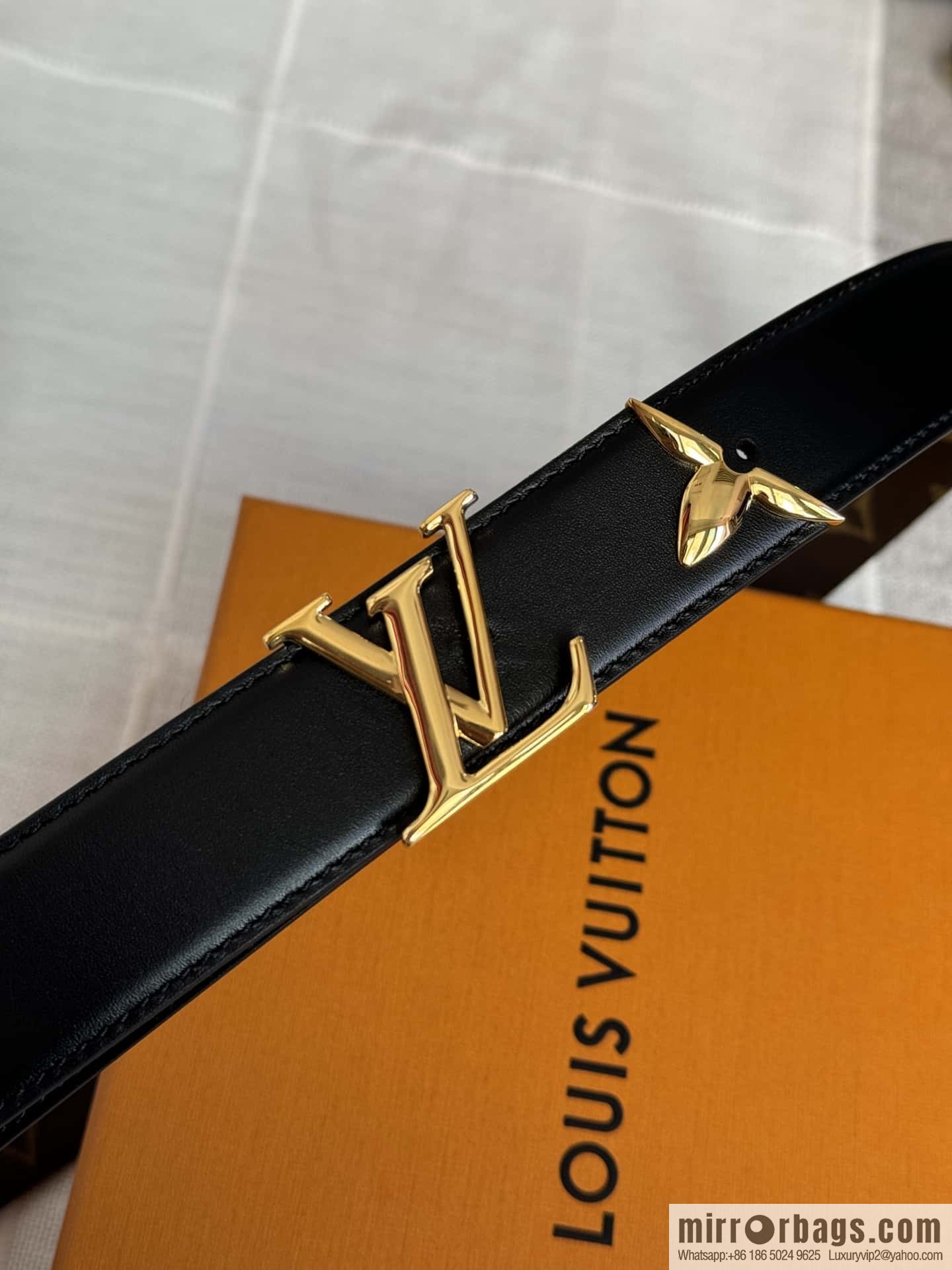 Louis Vuitton double-sided small belt 3.0CM