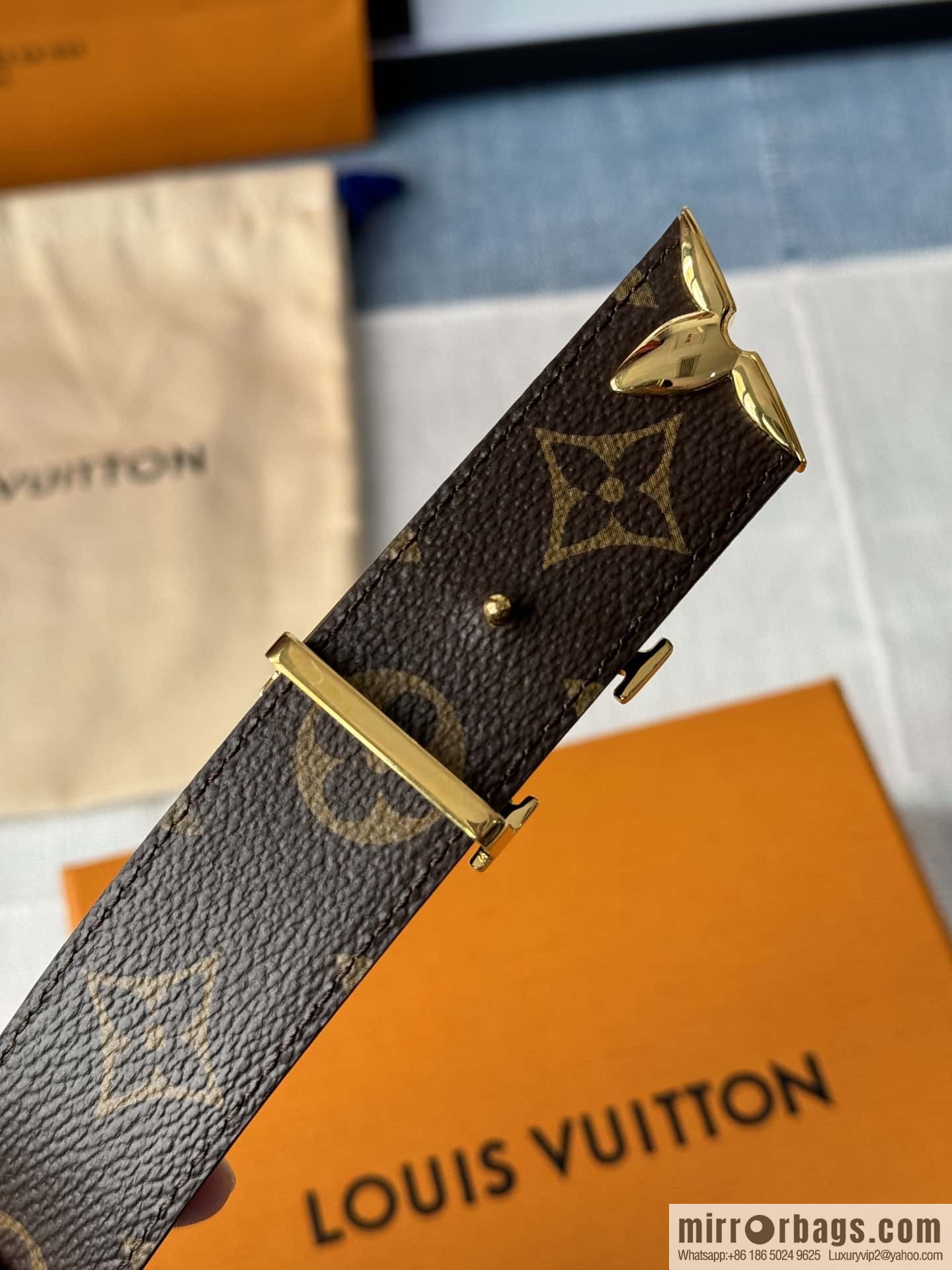 Louis Vuitton double-sided small belt 3.0CM